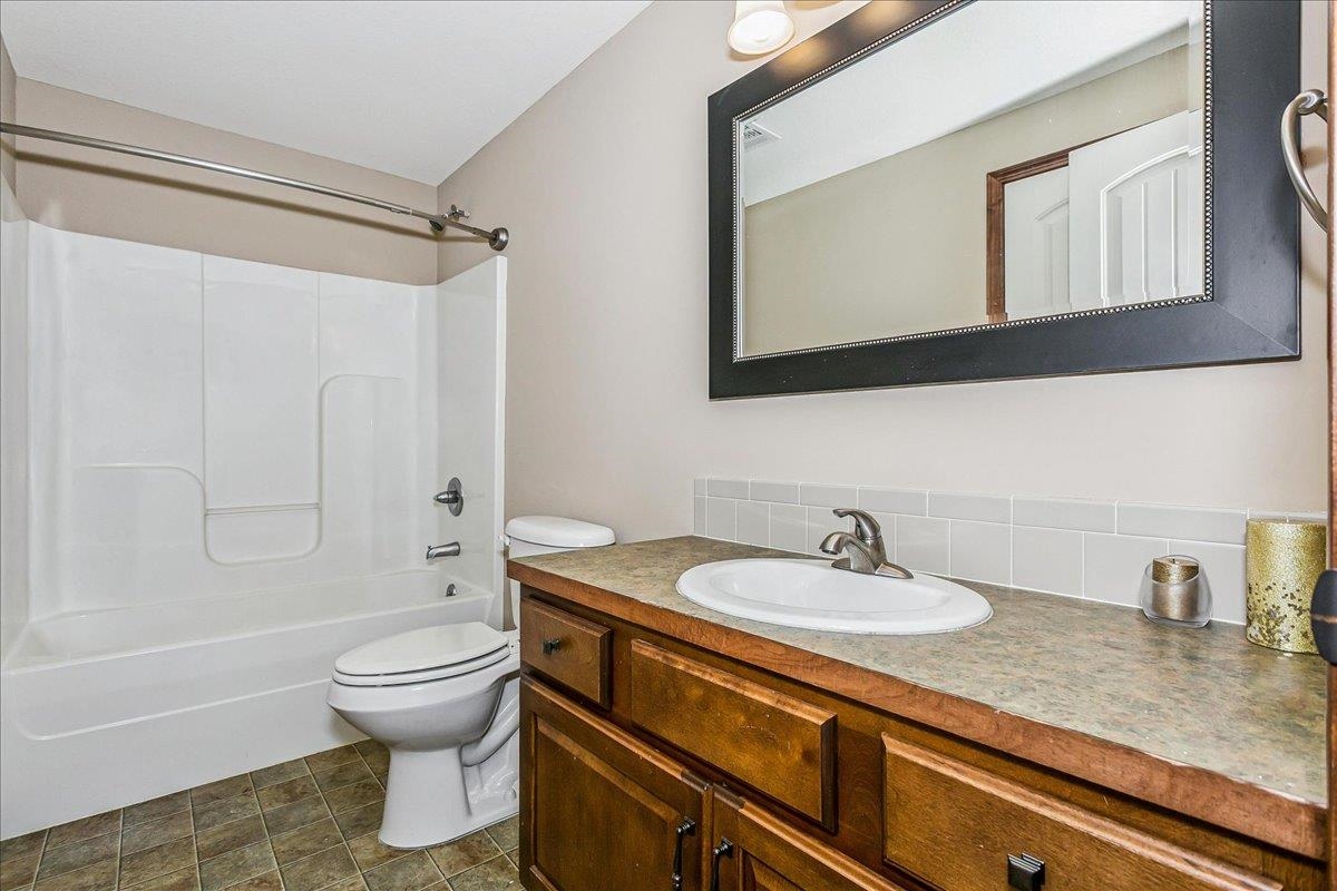 2407 N Flutter Lane Wichita KS 67228