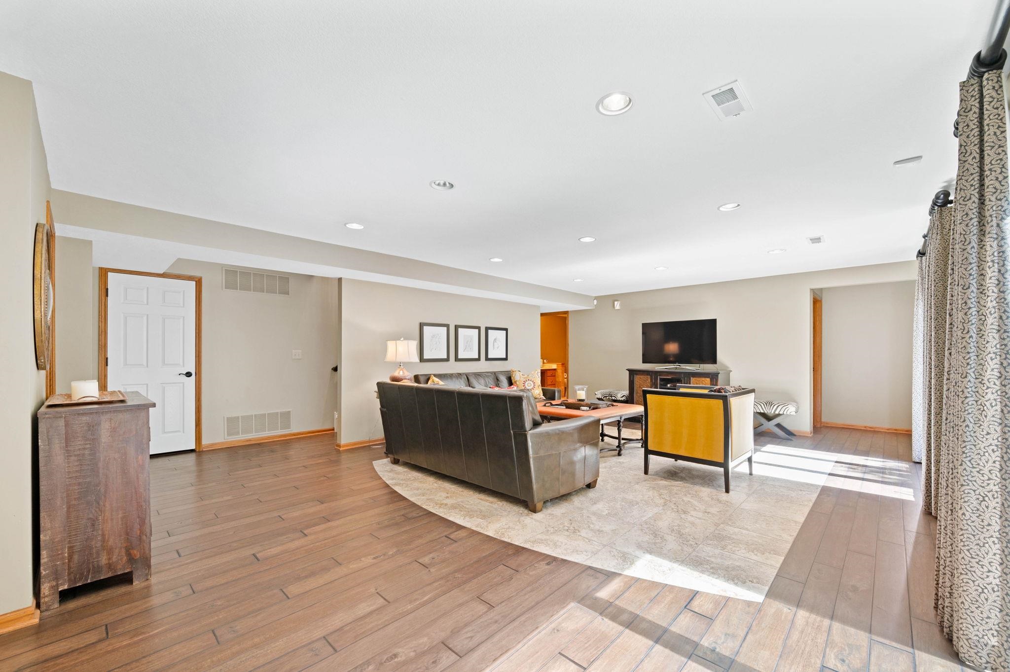 21 N Scottsdale Wichita KS 67230