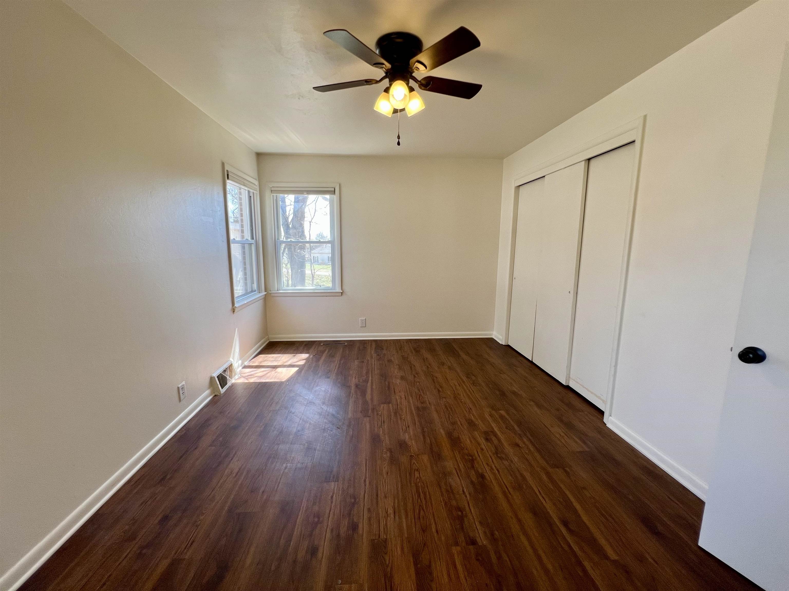 607 N 9th Arkansas City KS 67005