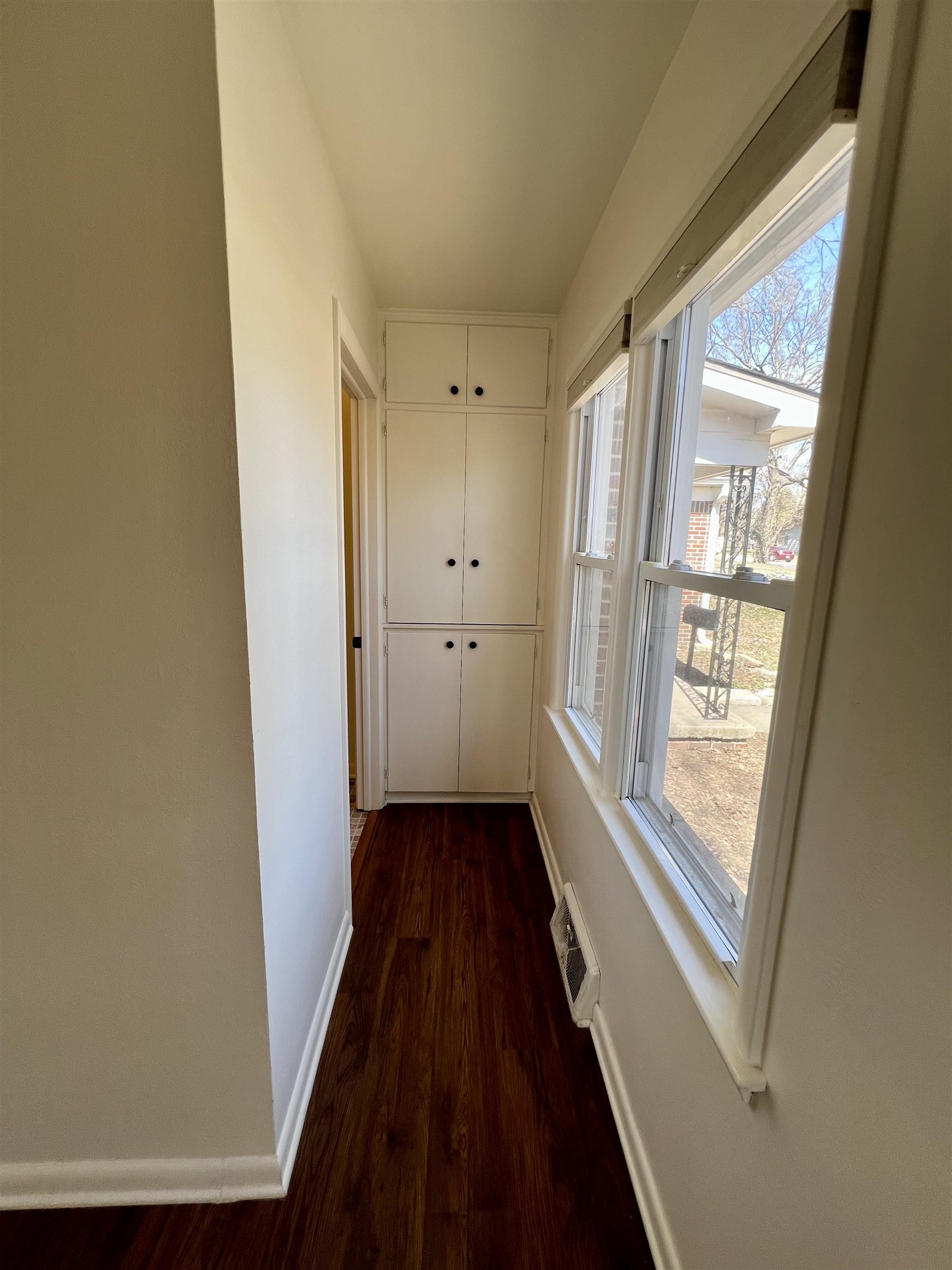 607 N 9th Arkansas City KS 67005