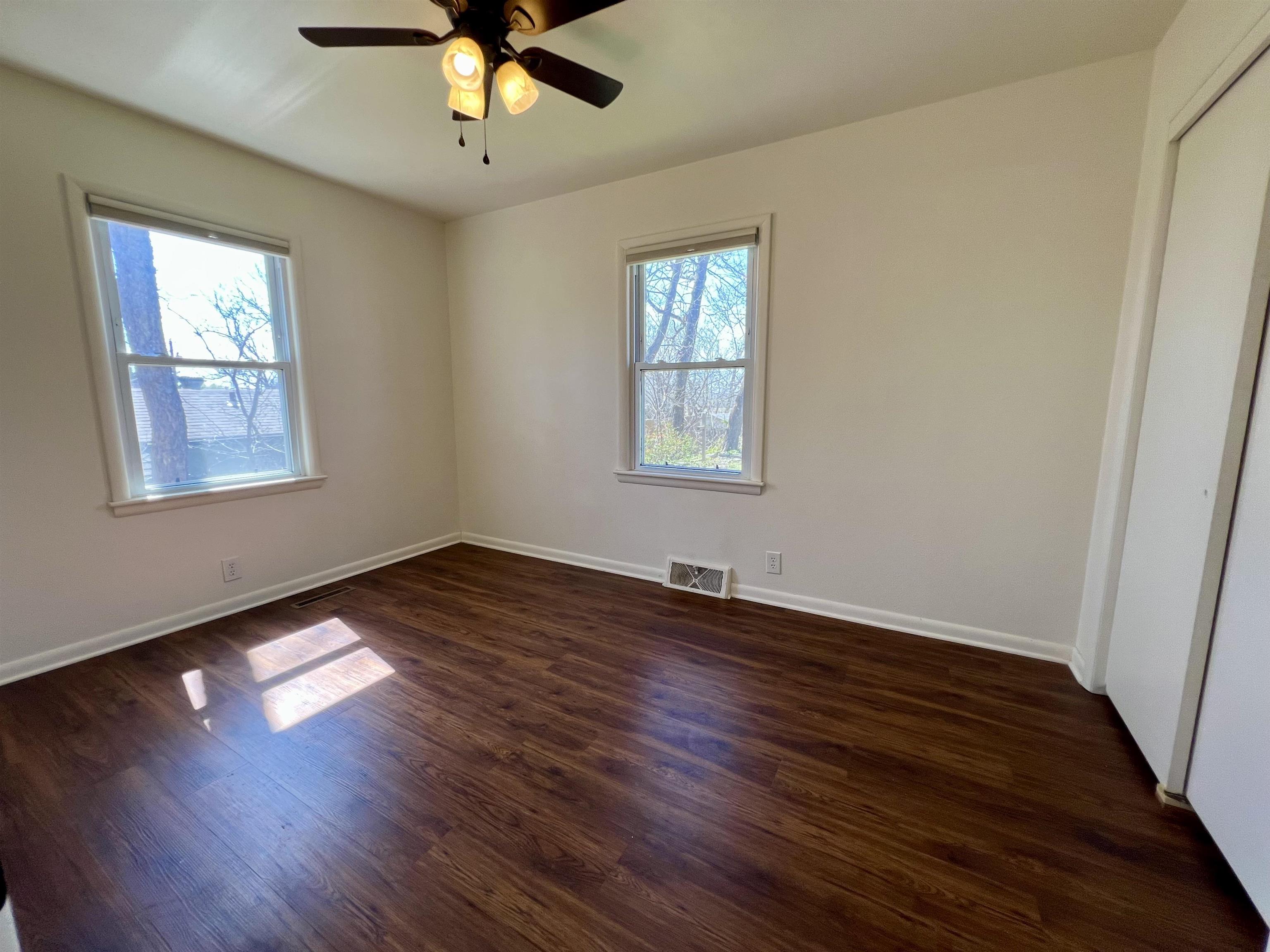 607 N 9th Arkansas City KS 67005