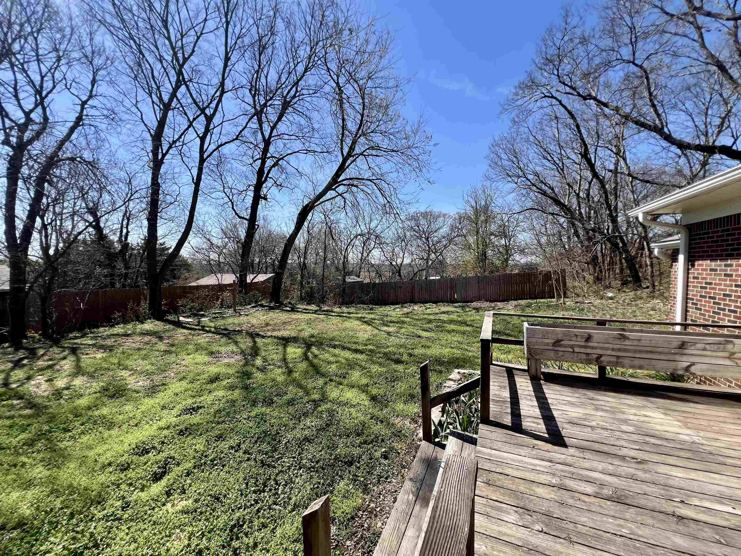 607 N 9th Arkansas City KS 67005