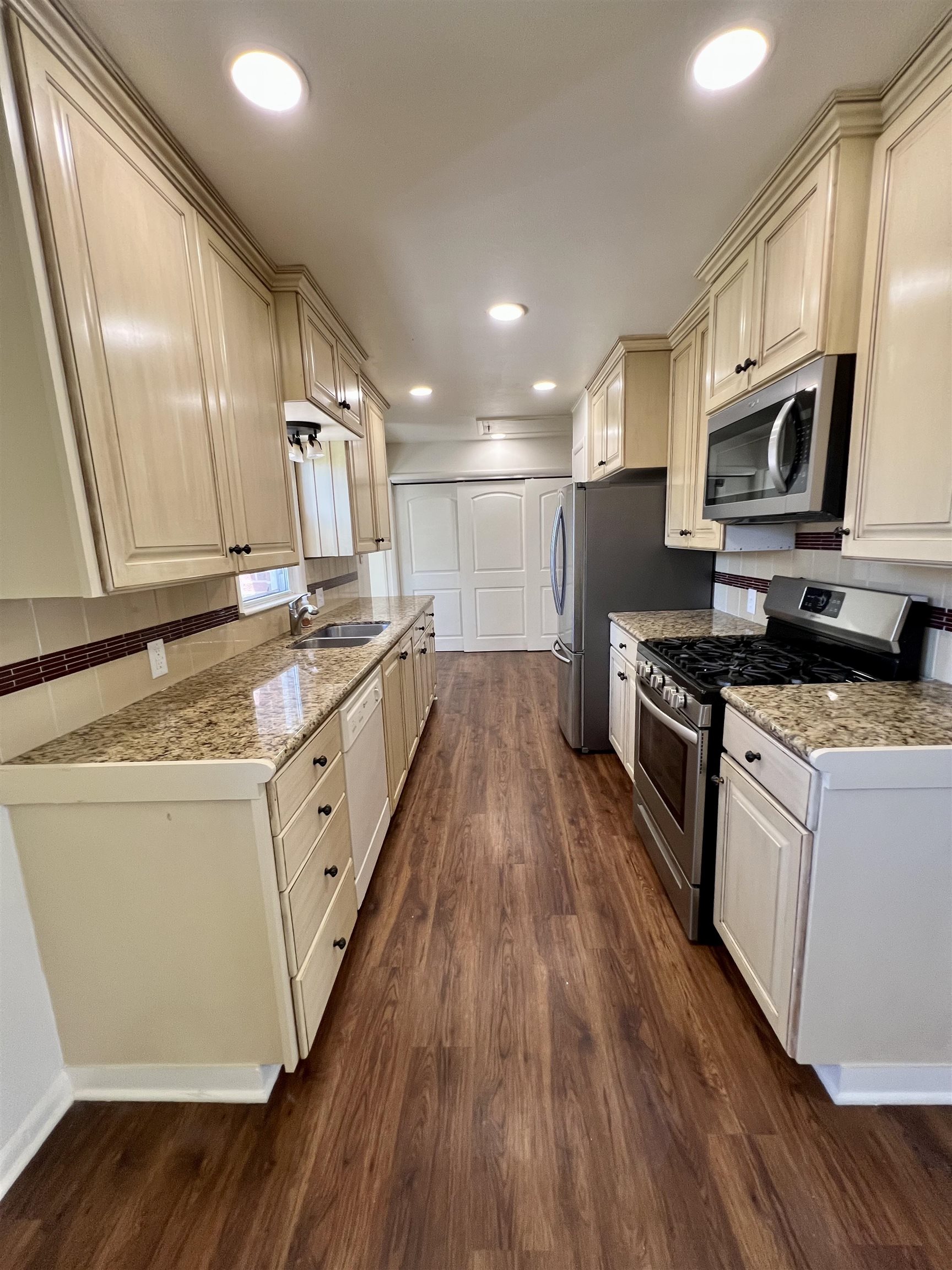 607 N 9th Arkansas City KS 67005