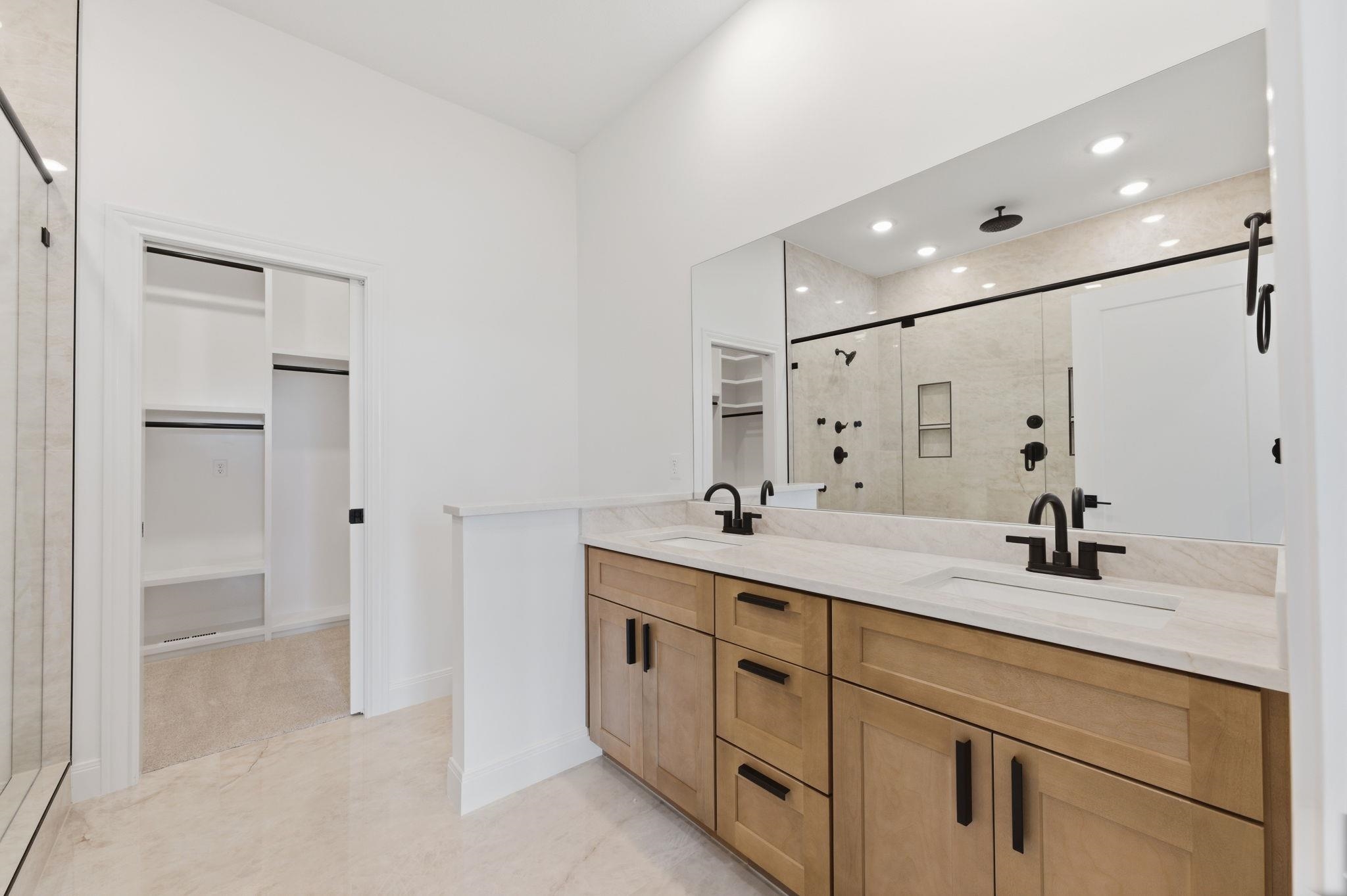 4817 N Bridgewood Court Wichita KS 67226