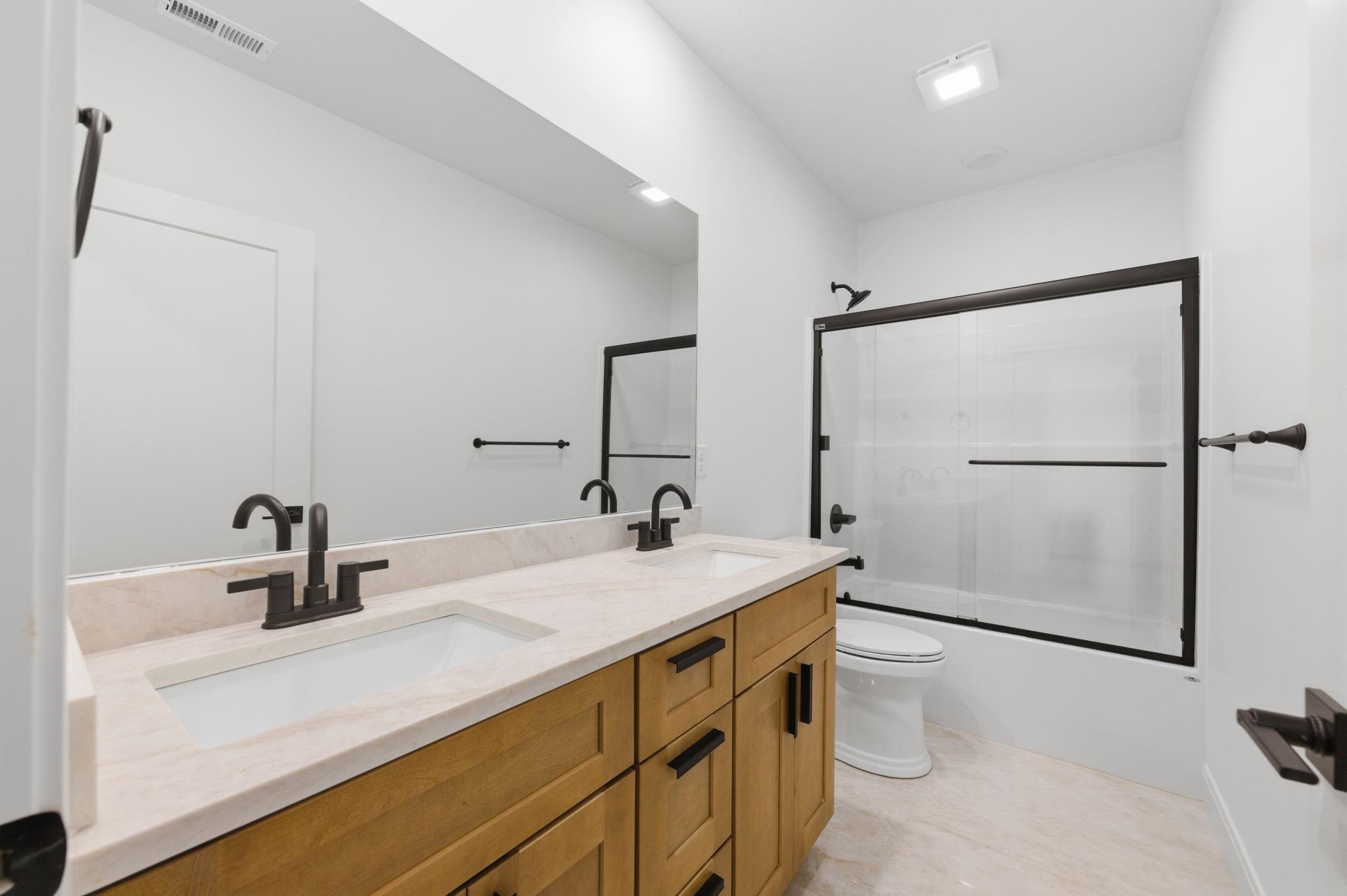 4817 N Bridgewood Court Wichita KS 67226