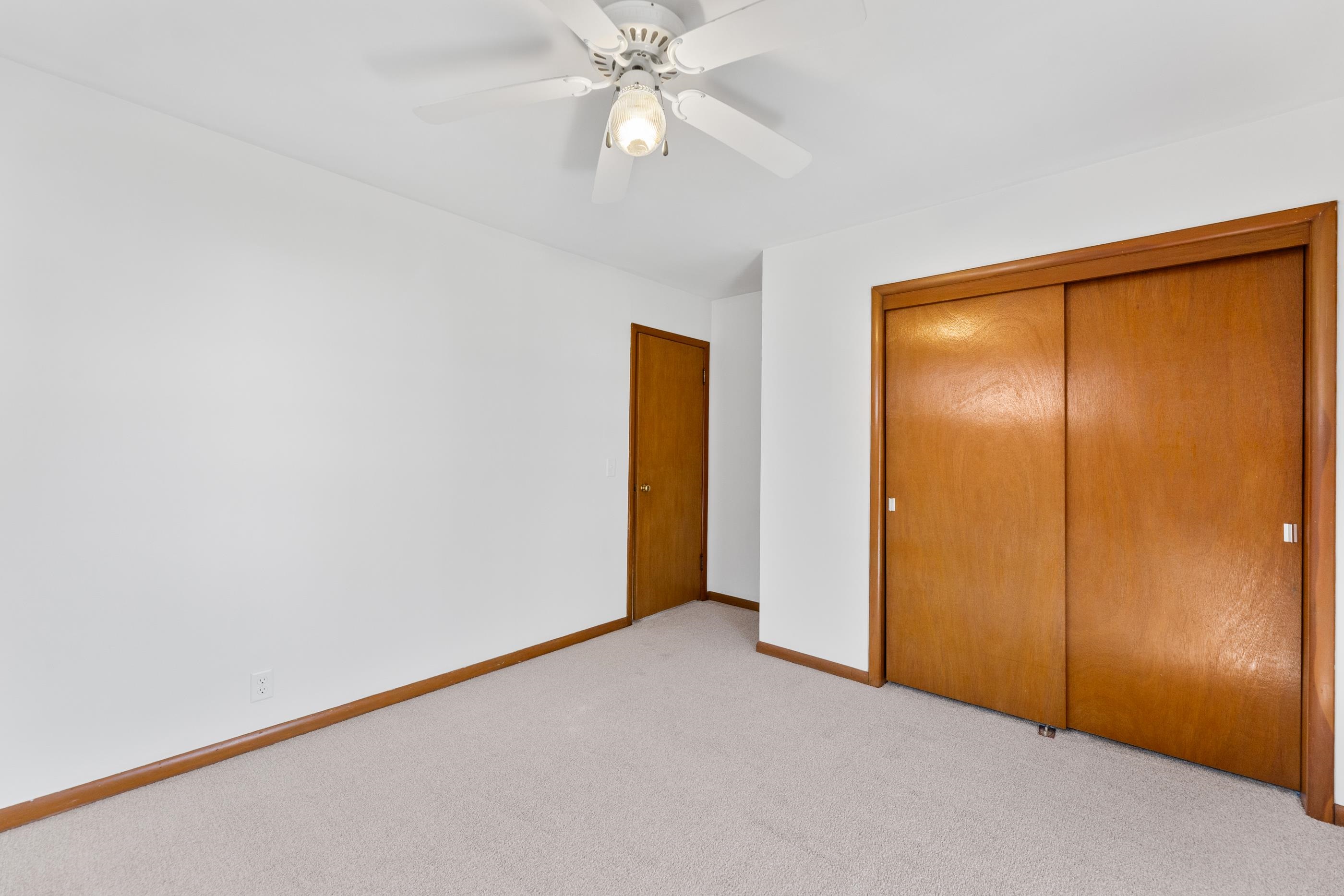715 W 4th Halstead KS 67056