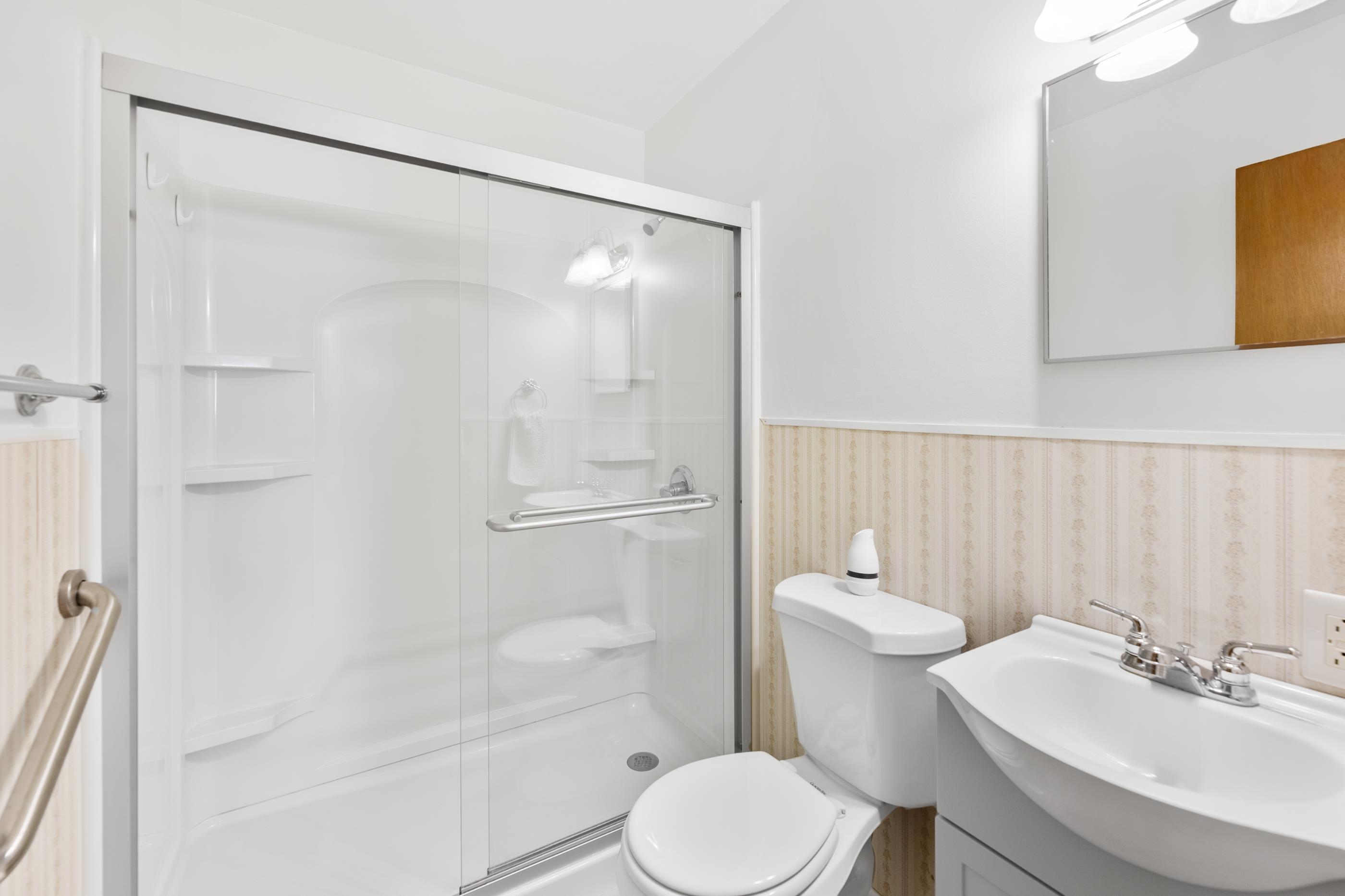 715 W 4th Halstead KS 67056
