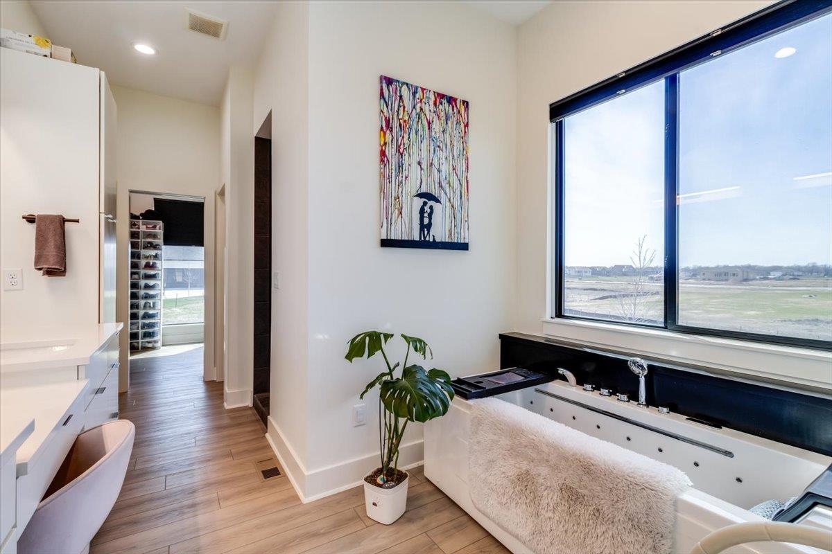 237 N Ciderbluff Court Wichita KS 67052