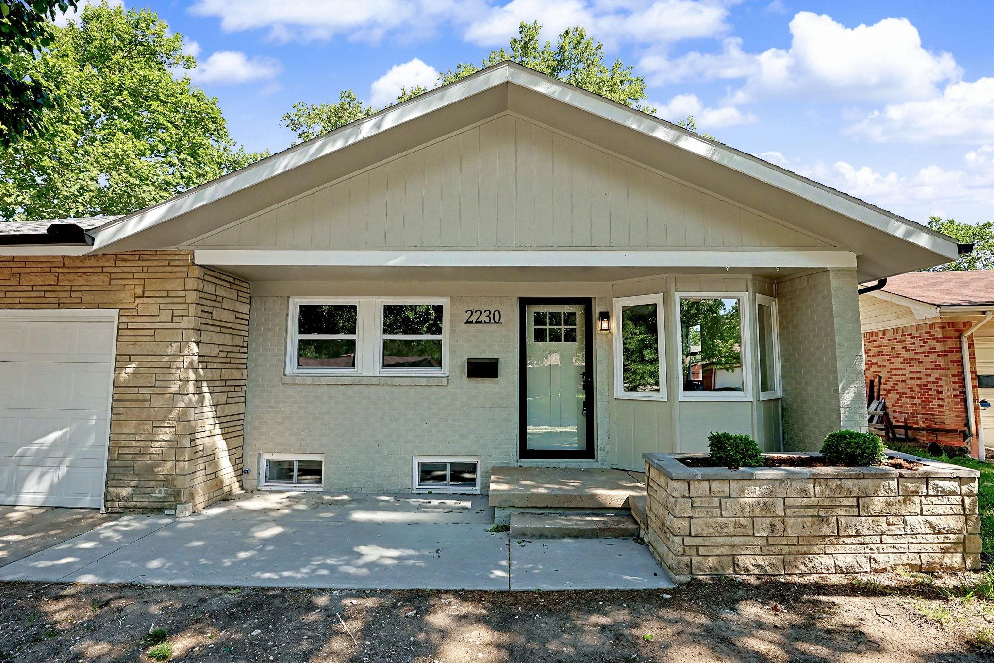 2230 W Manhattan Wichita KS 67204