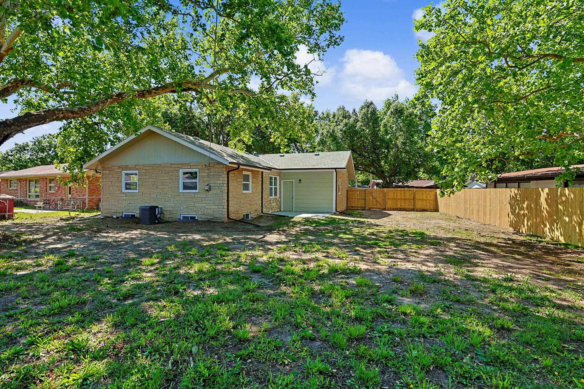 2230 W Manhattan Wichita KS 67204