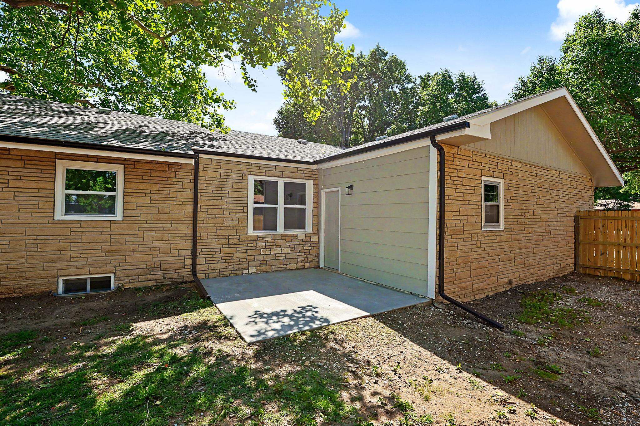 2230 W Manhattan Wichita KS 67204