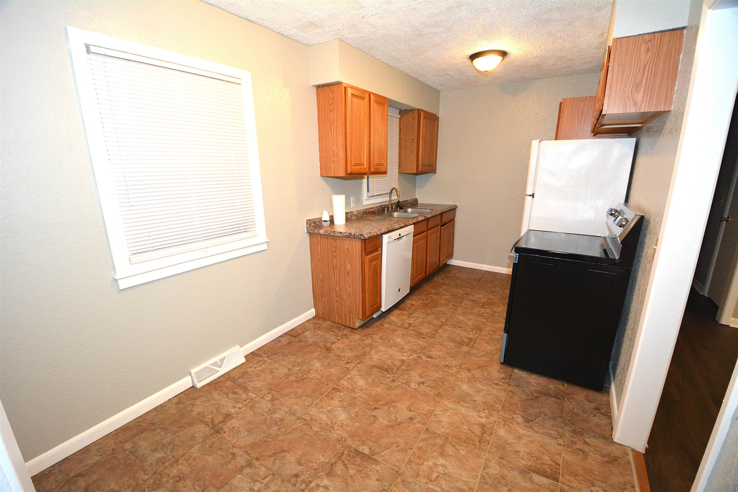 2136 S Euclid Avenue Wichita KS 67213