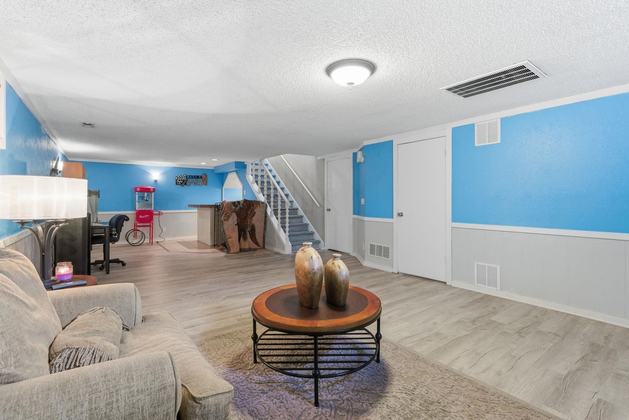 719 N Briarwood Road Derby KS 67037