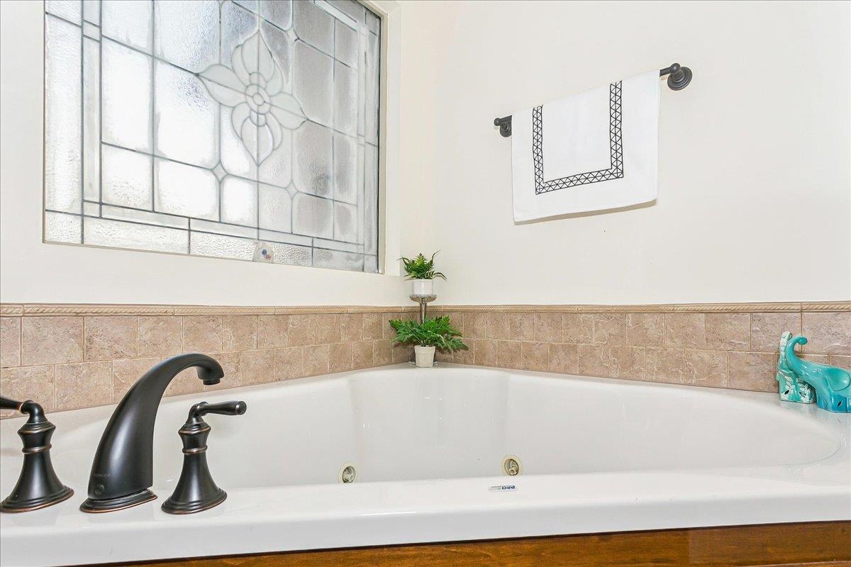 2249 N Flutter Wichita KS 67228