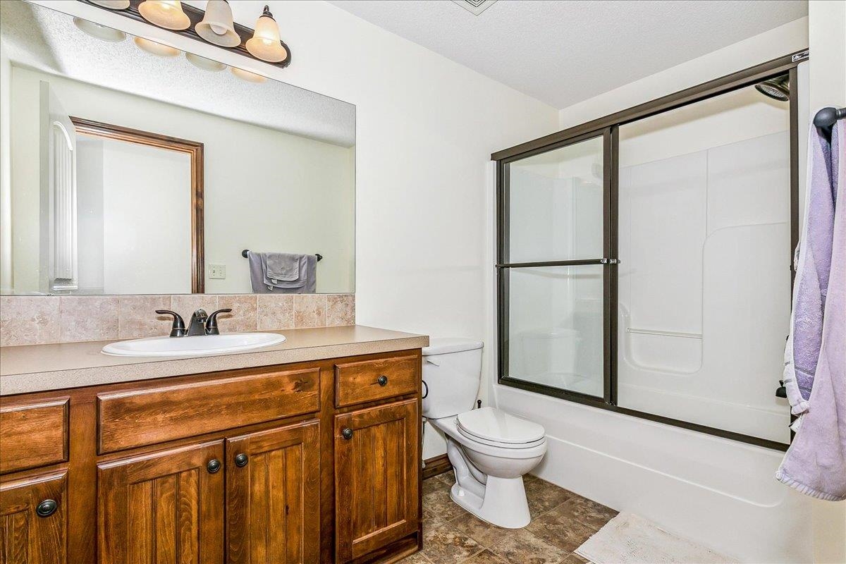 2249 N Flutter Wichita KS 67228