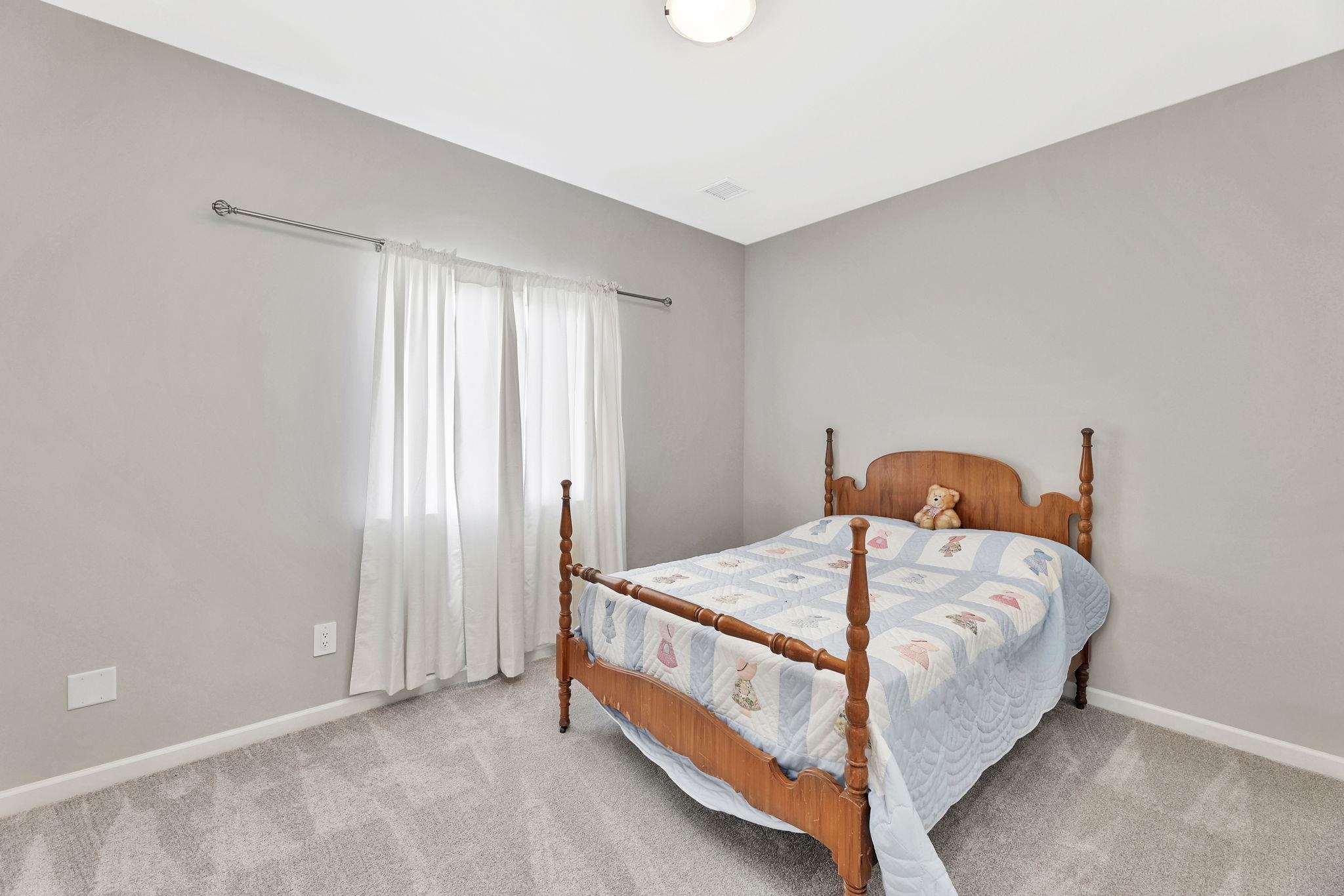 932 N Cloverleaf Street Goddard KS 67052