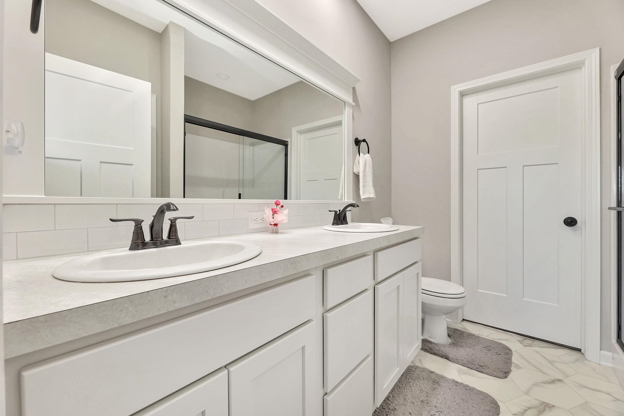 932 N Cloverleaf Street Goddard KS 67052