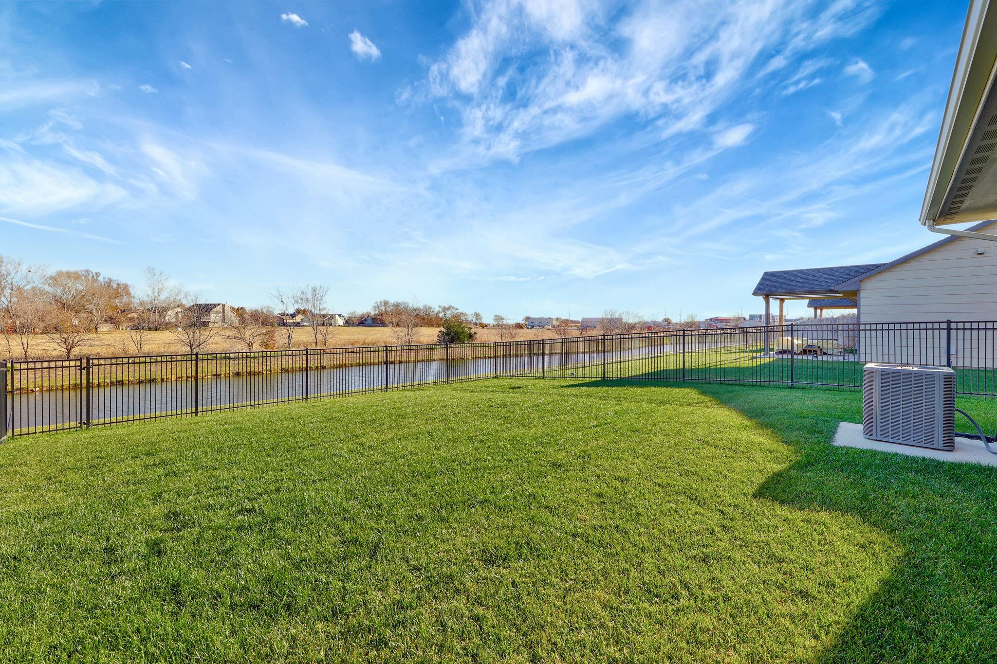 932 N Cloverleaf Street Goddard KS 67052