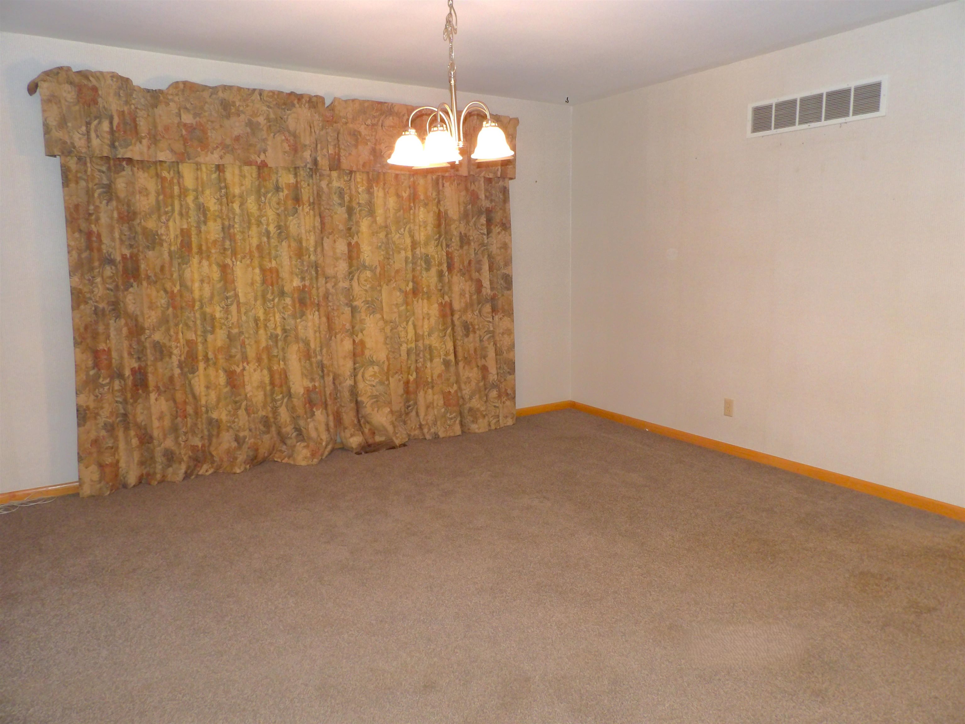 1501 W Lotus Street Wichita KS 67213