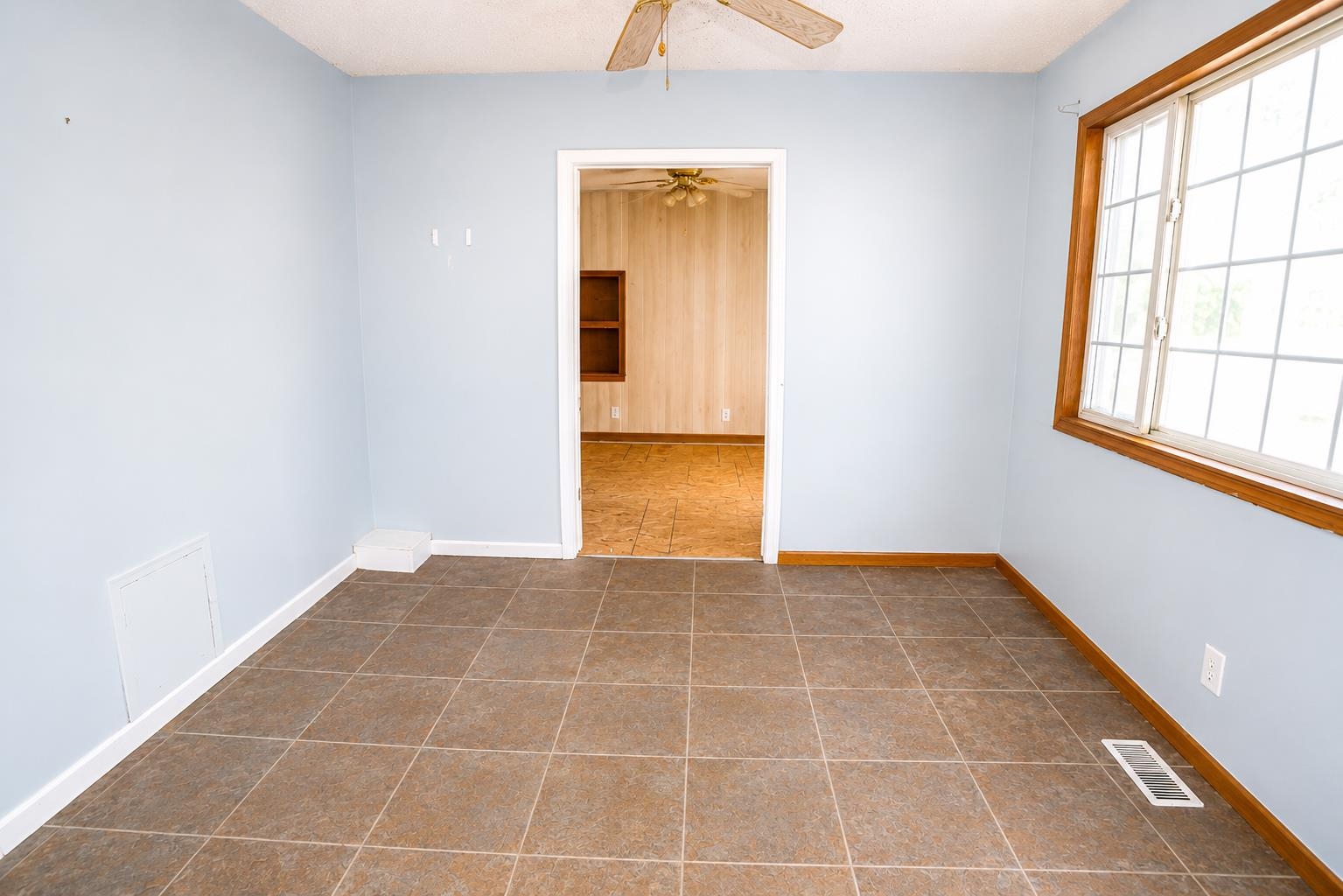 3407 S Vine Wichita KS 67217