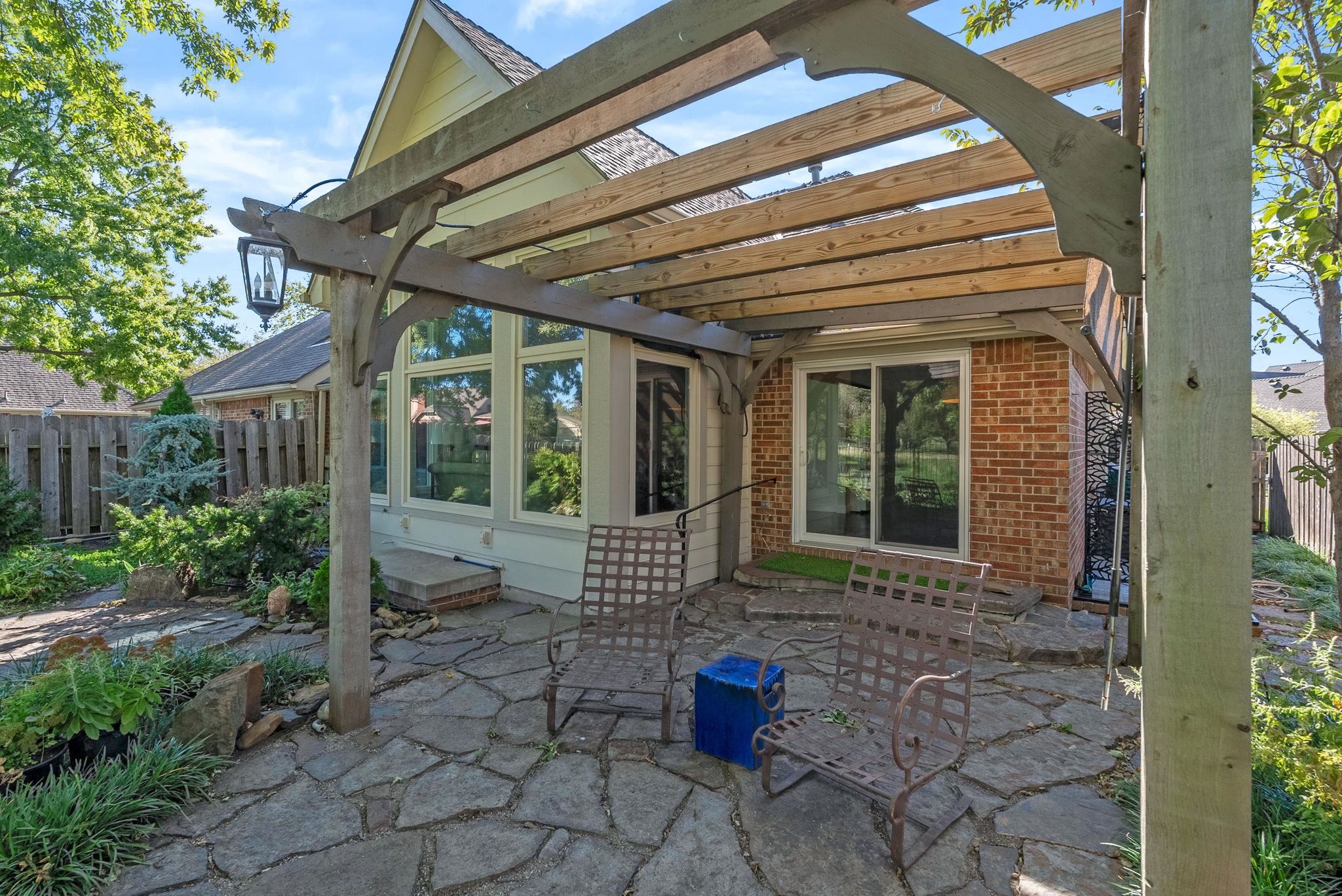 9420 E Bent Tree Circle Wichita KS 67226