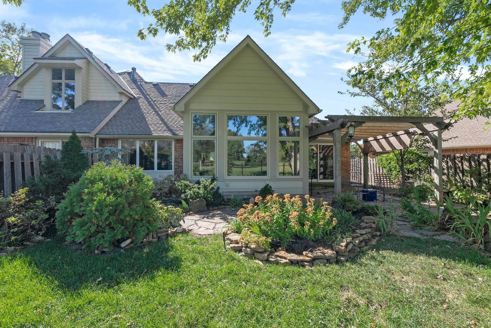 9420 E Bent Tree Circle Wichita KS 67226