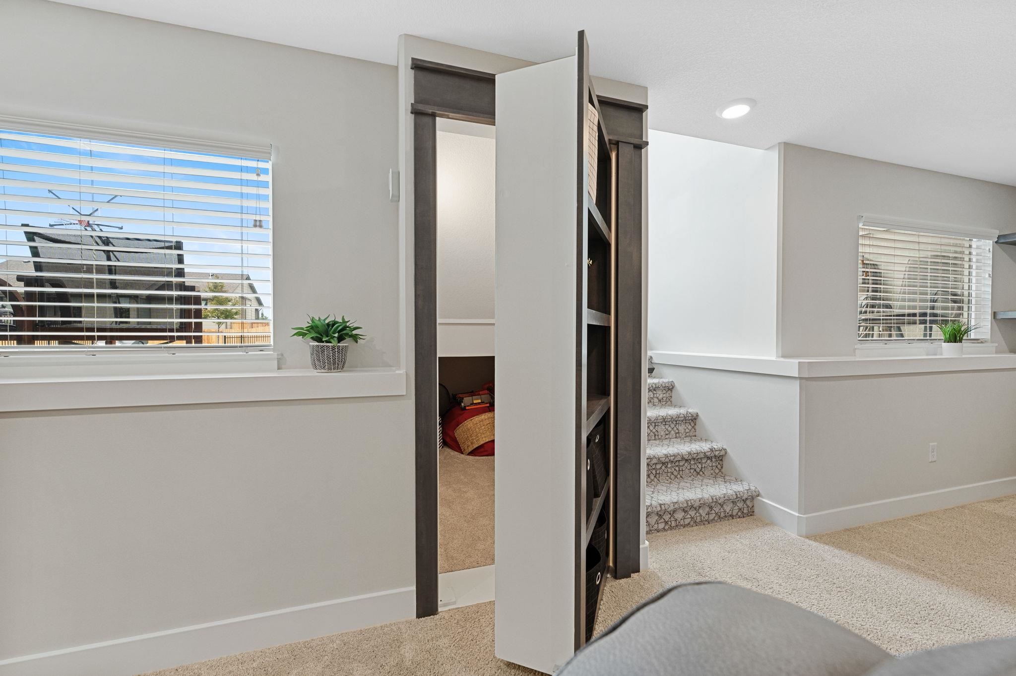 290 S Wellcrest Court Wichita KS 67052