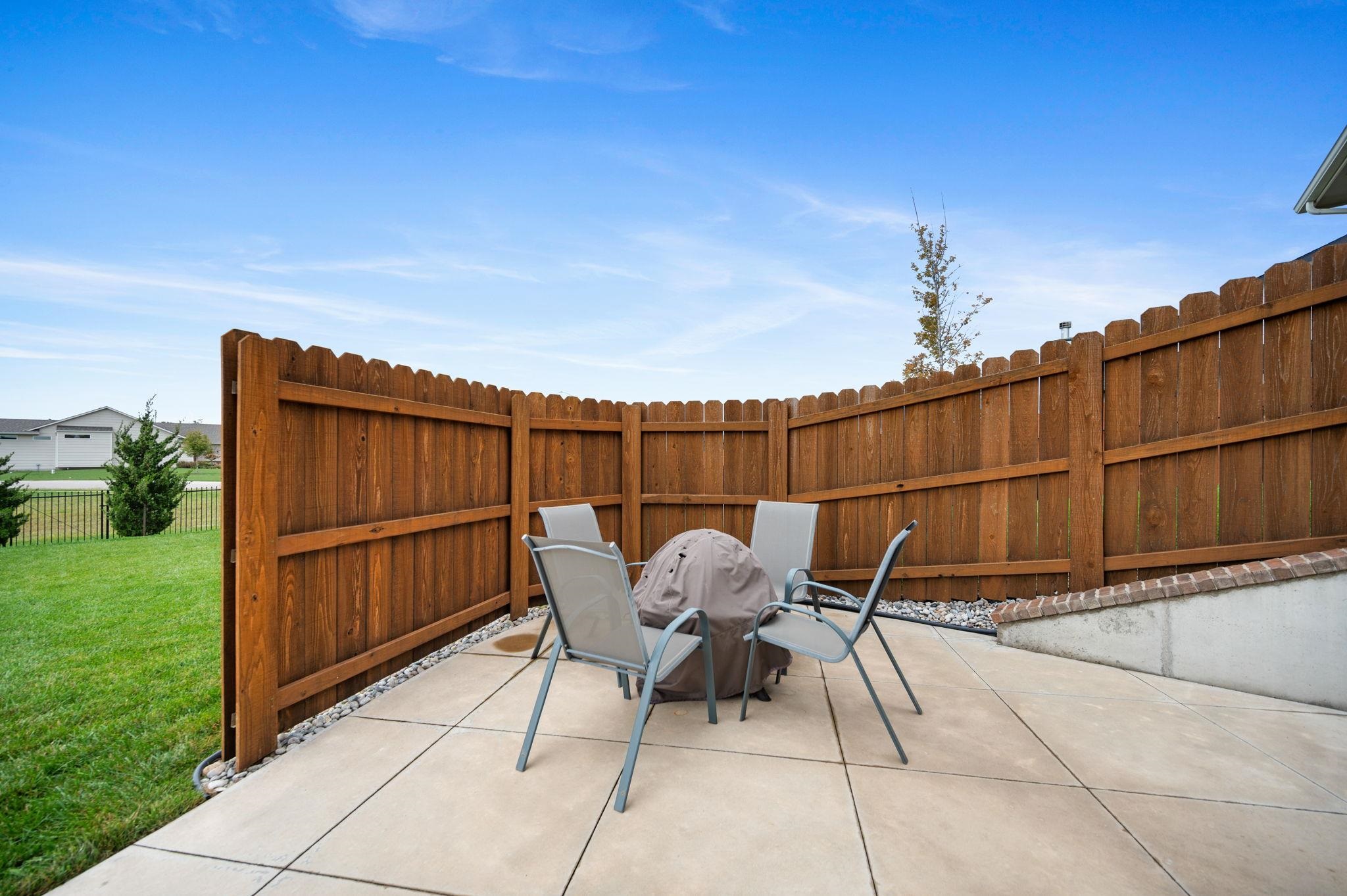 290 S Wellcrest Court Wichita KS 67052