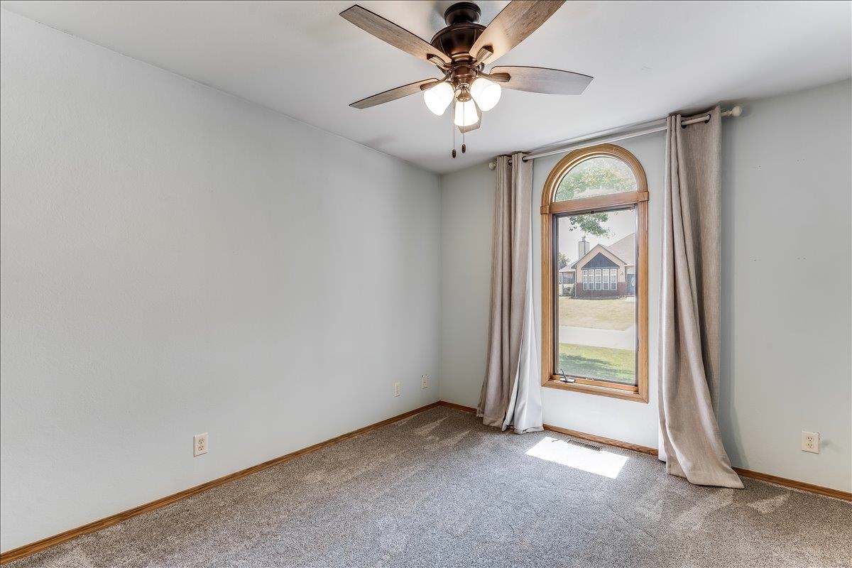 400 E La Mesa Derby KS 67037