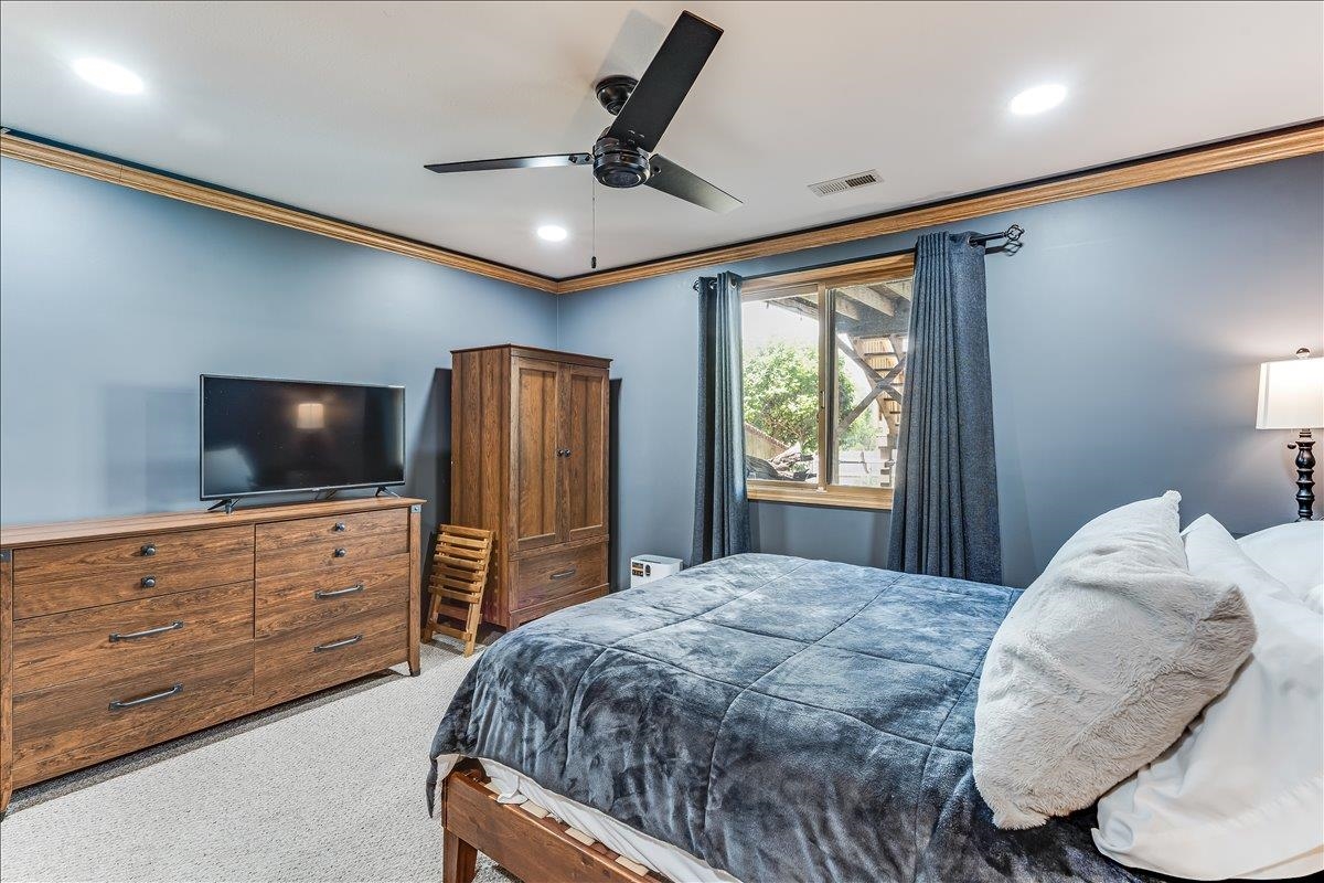 400 E La Mesa Derby KS 67037
