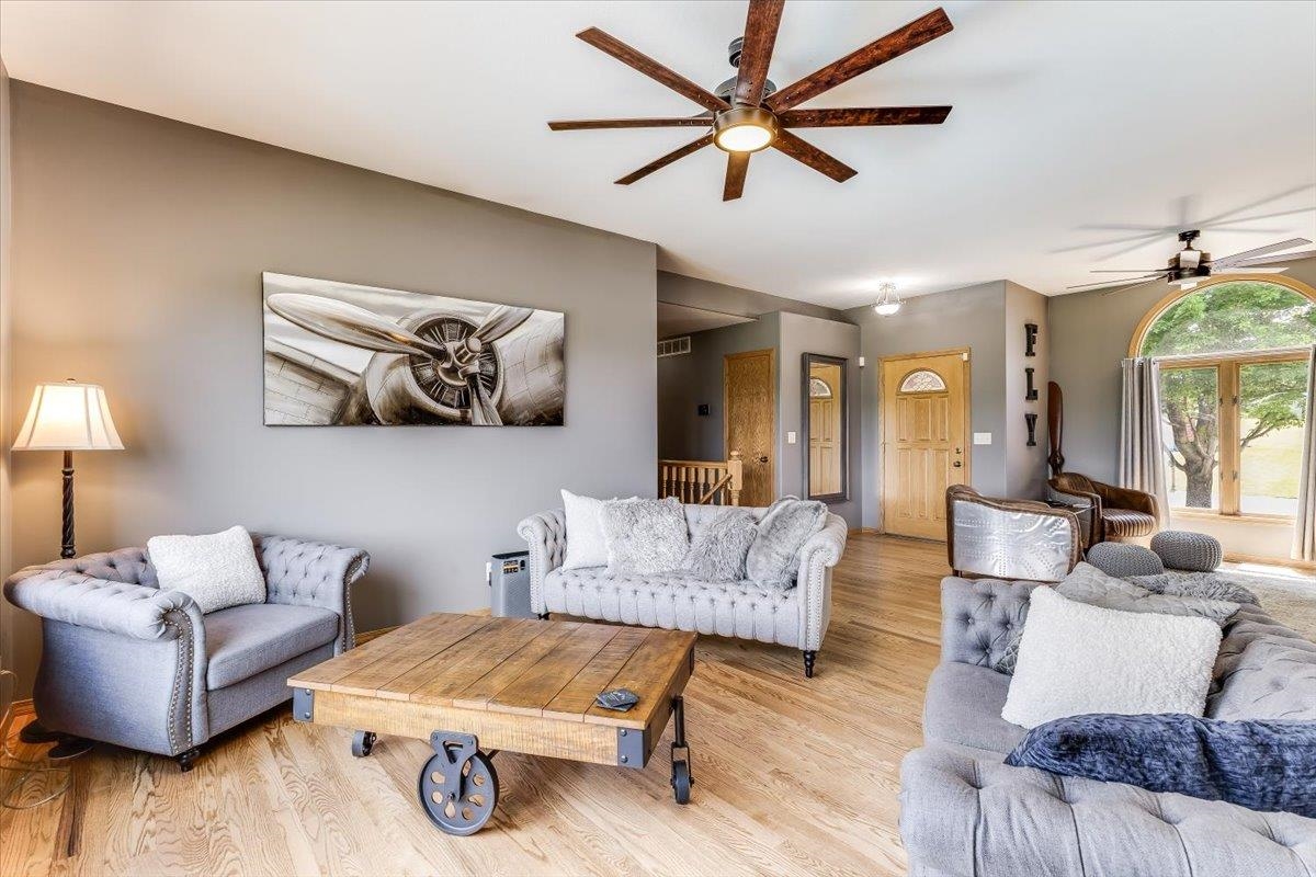 400 E La Mesa Derby KS 67037