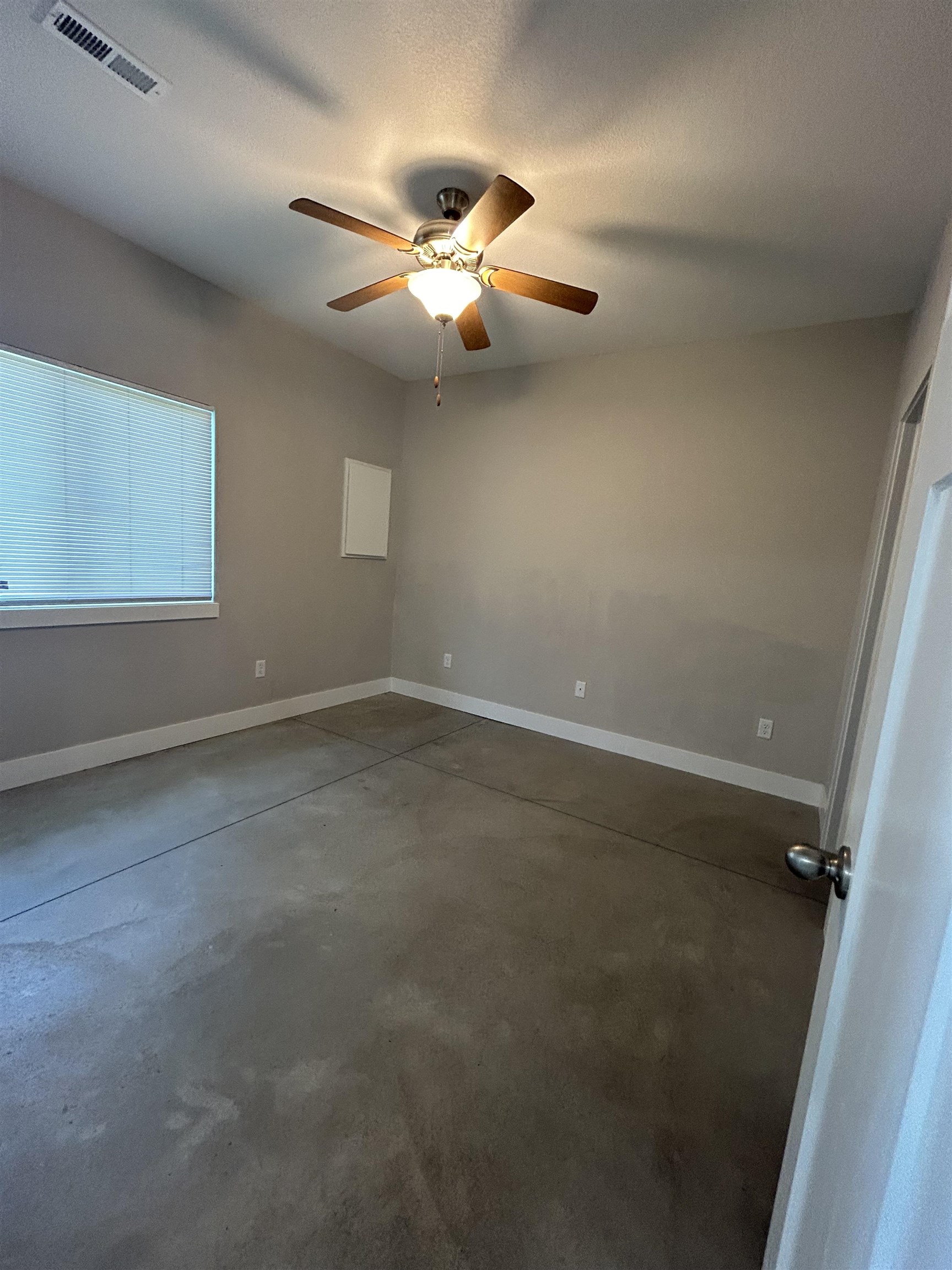 2811-2813 W 55th Court N Wichita KS 67204