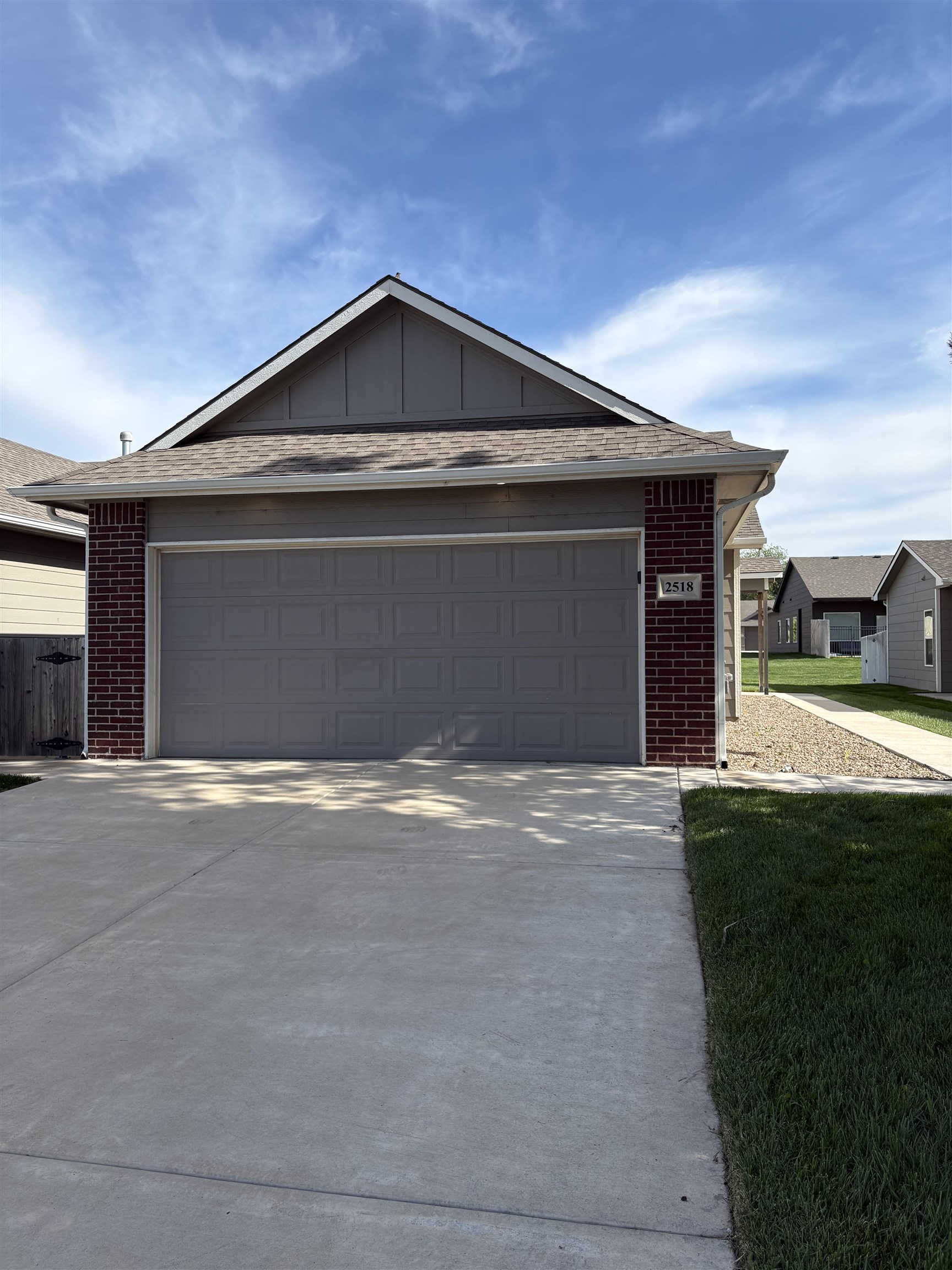 2811-2813 W 55th Court N Wichita KS 67204