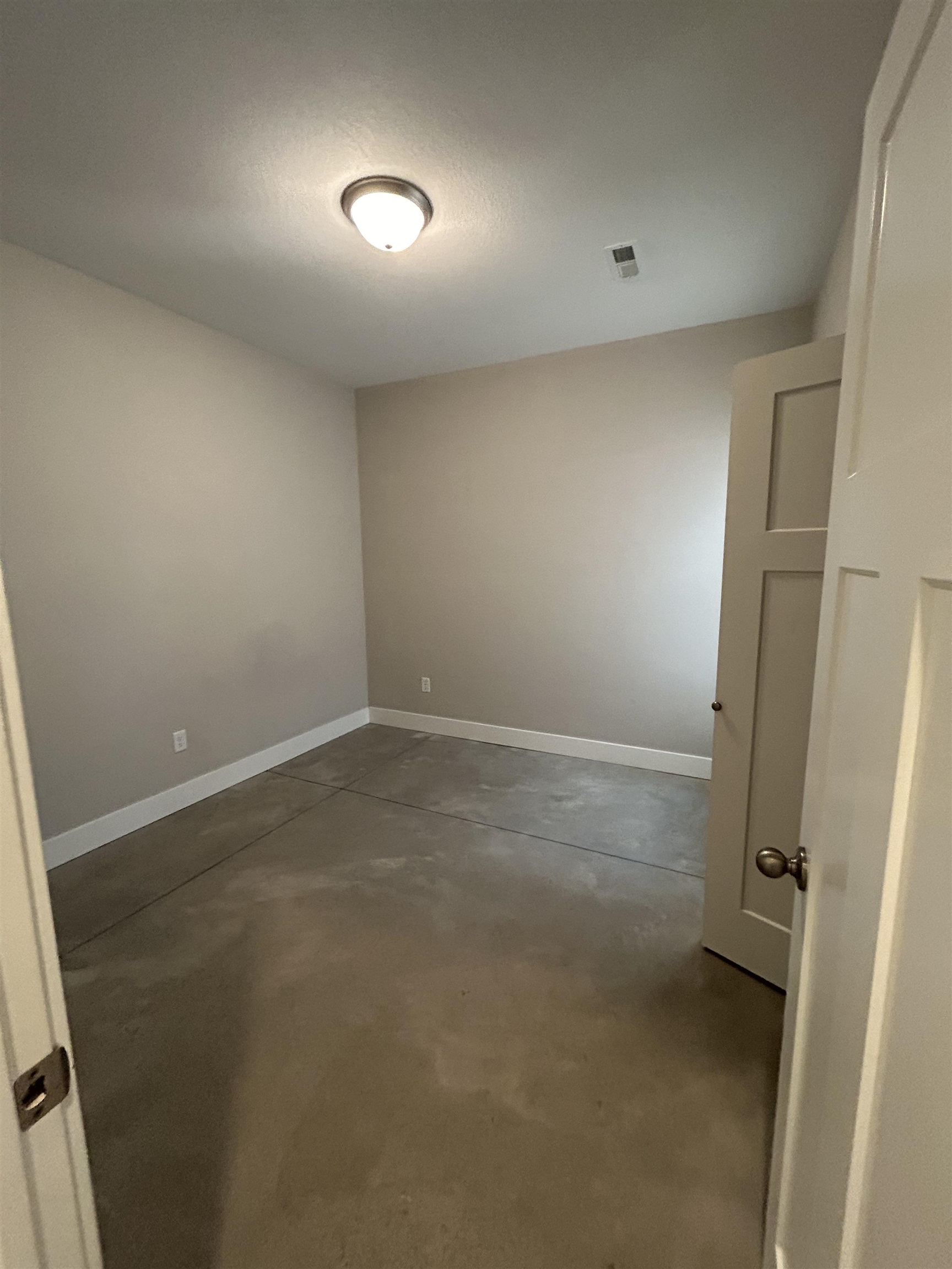 2811-2813 W 55th Court N Wichita KS 67204