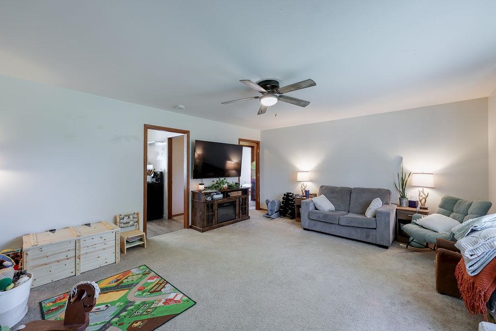 1926 E 15th Avenue Winfield KS 67156