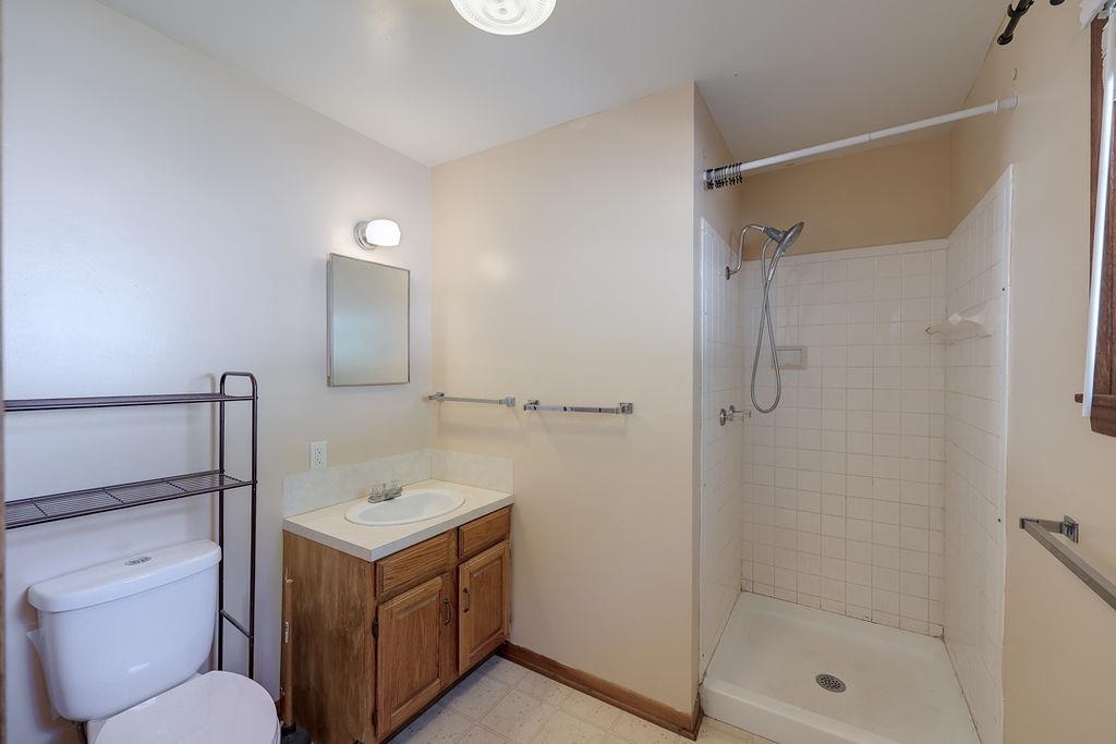 1926 E 15th Avenue Winfield KS 67156