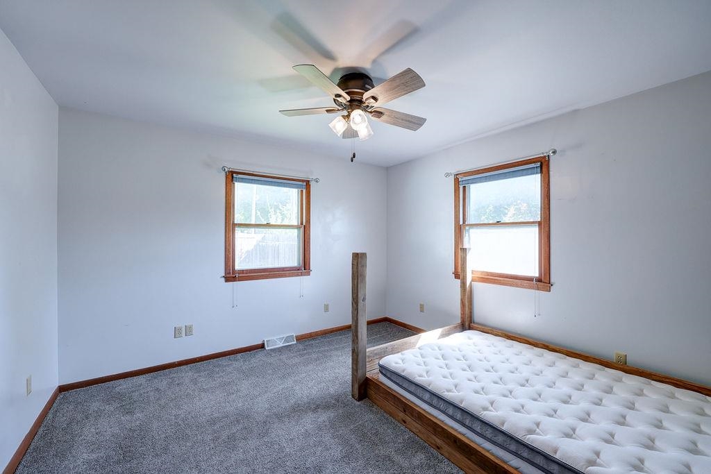 1926 E 15th Avenue Winfield KS 67156