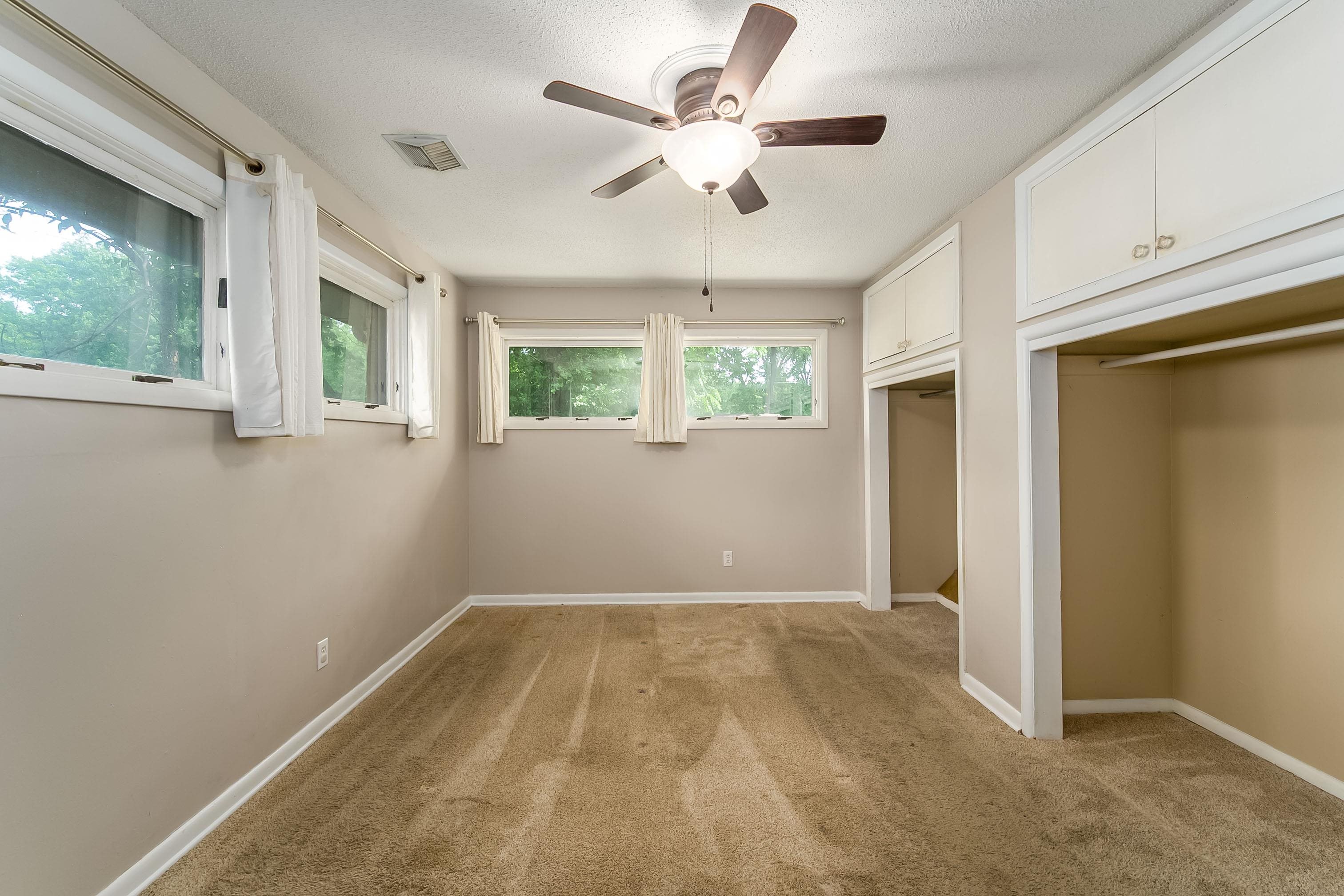 3219 E Skinner Wichita KS 67218-3942
