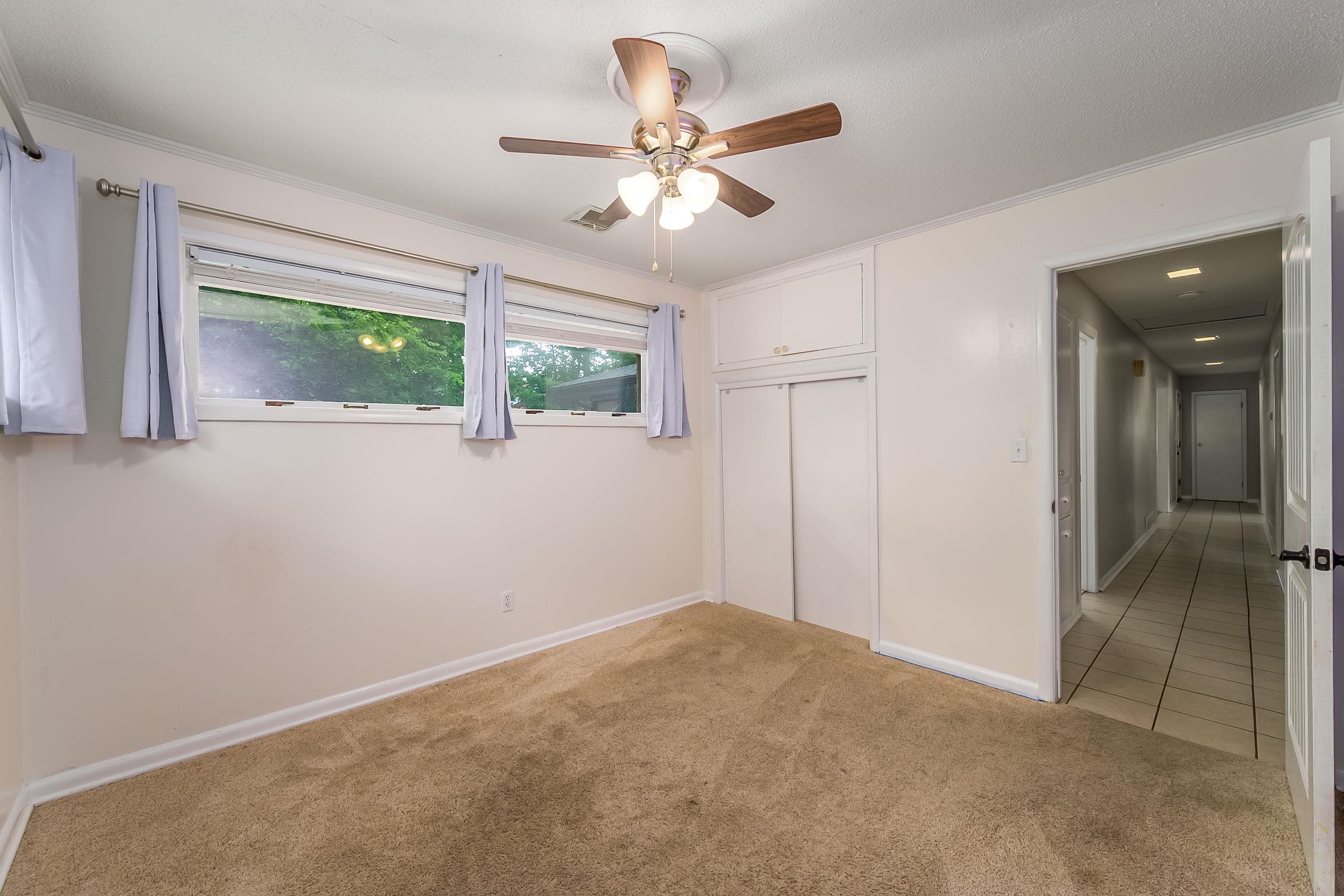 3219 E Skinner Wichita KS 67218-3942