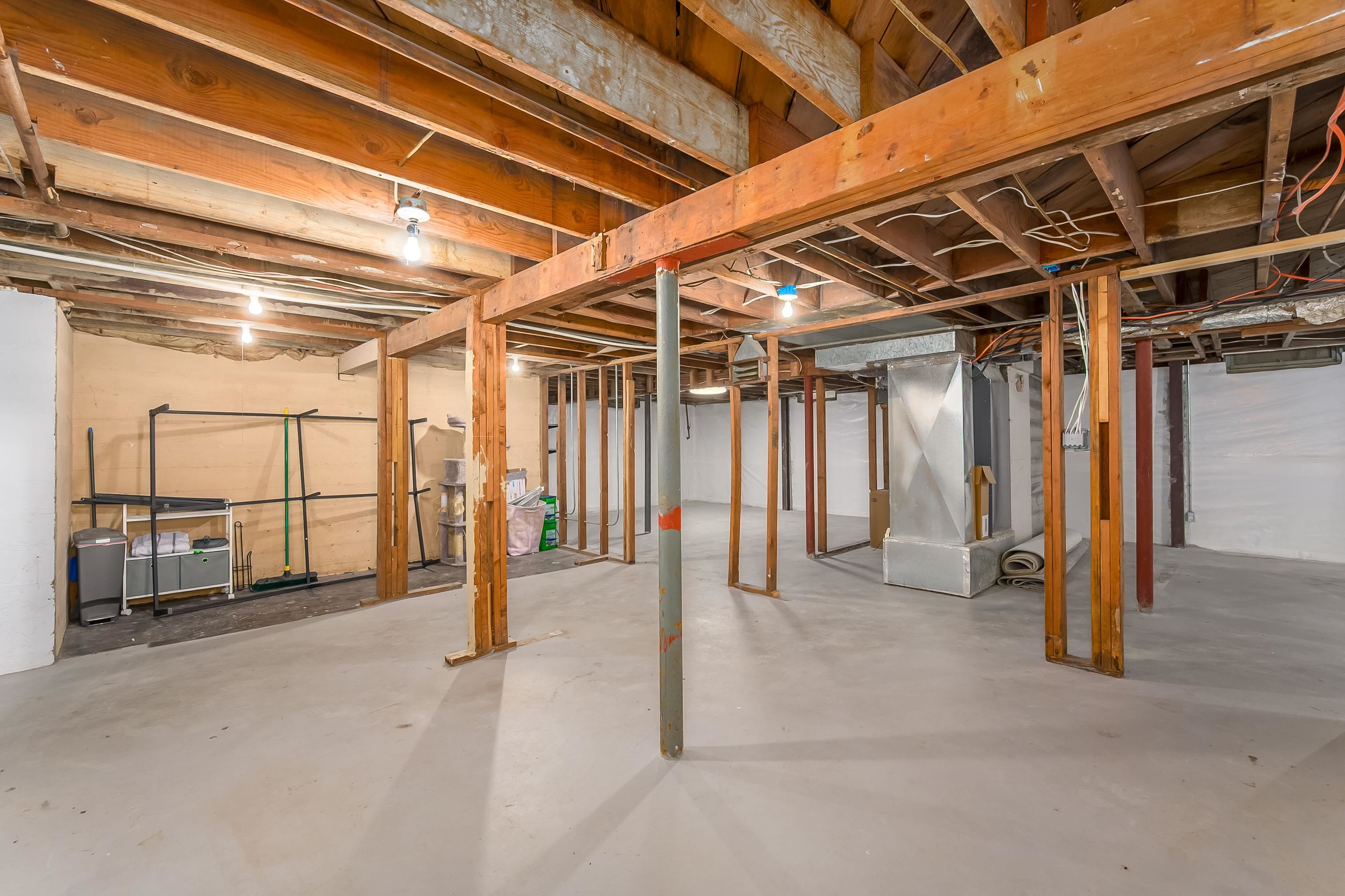 3219 E Skinner Wichita KS 67218-3942