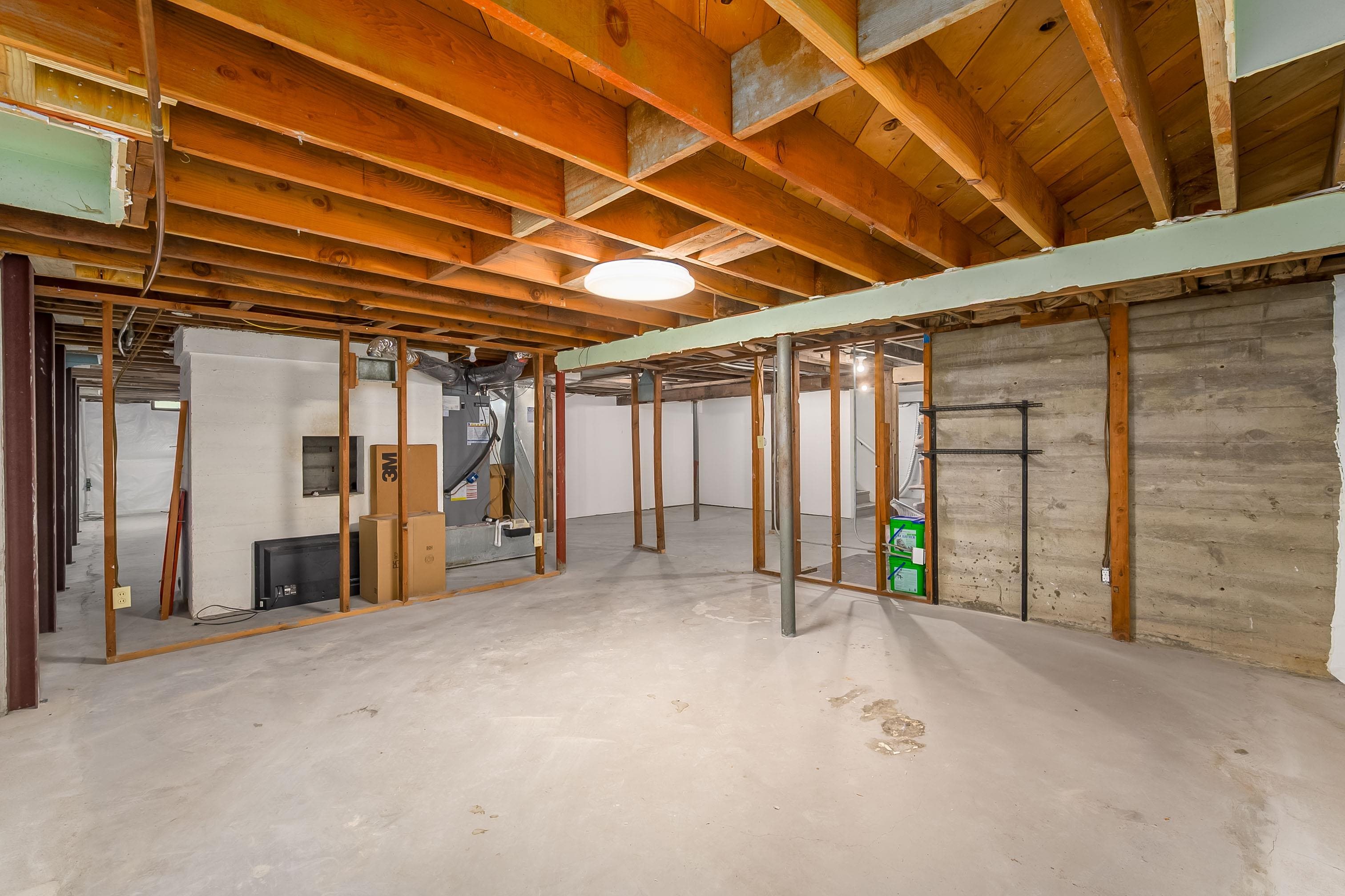 3219 E Skinner Wichita KS 67218-3942
