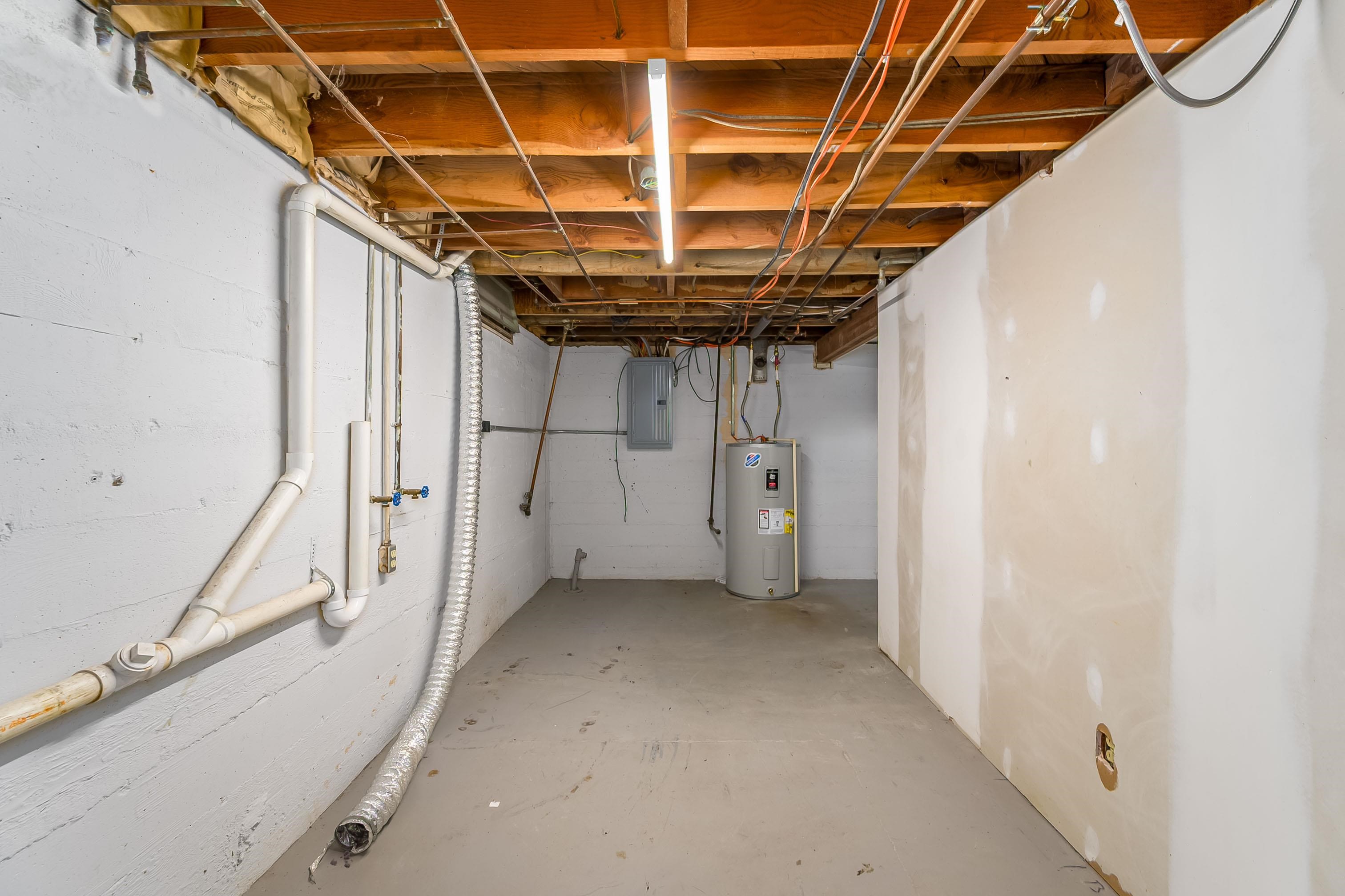 3219 E Skinner Wichita KS 67218-3942