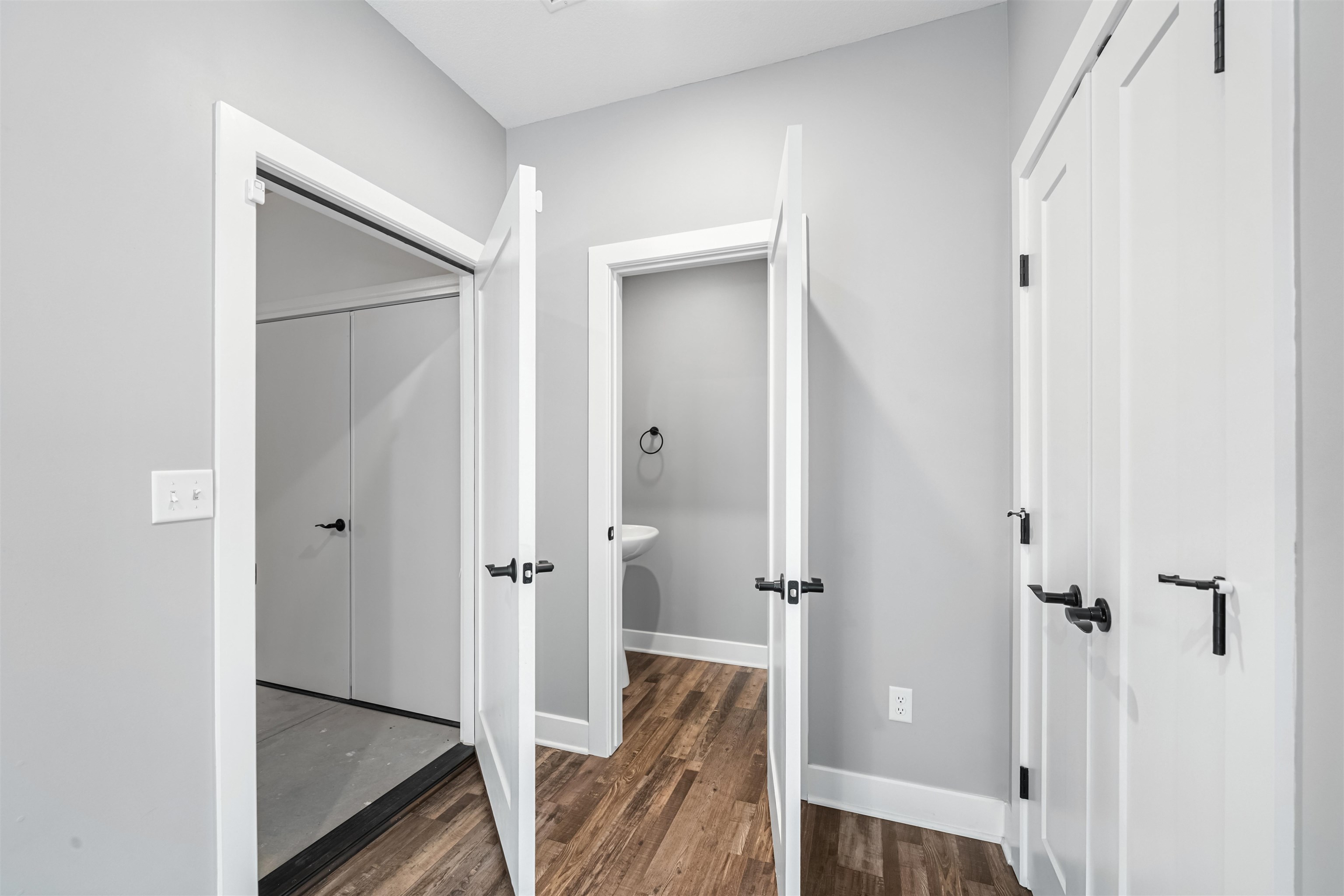 107 S Shay Road Andover KS 67002