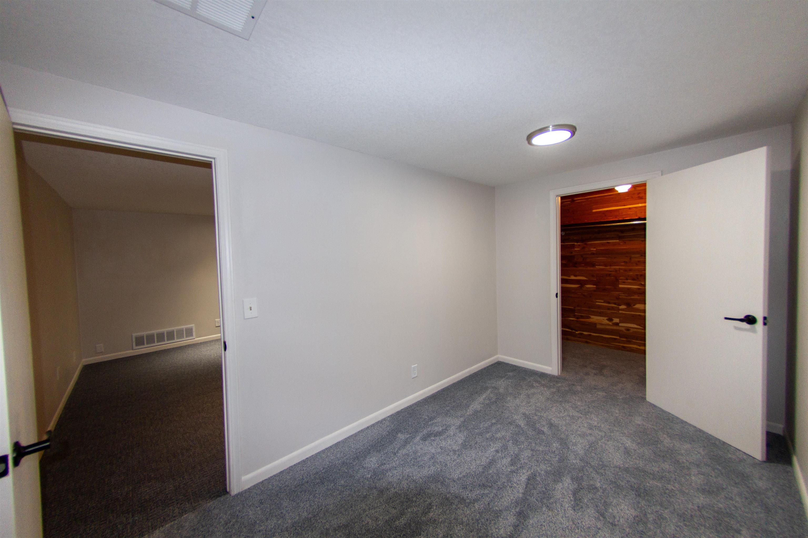 5515 E Pembrook Wichita KS 67220