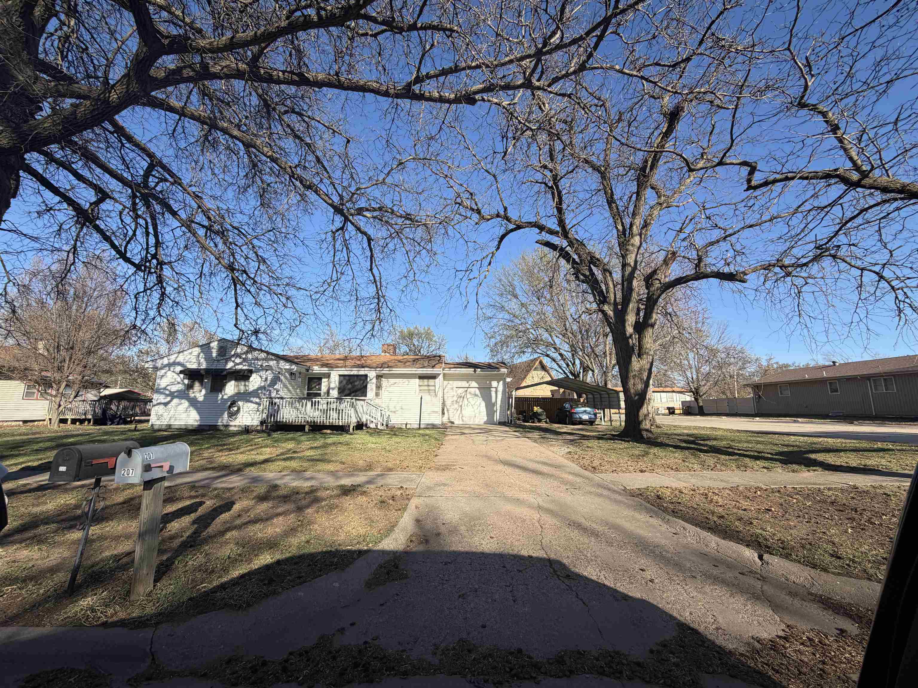 208 N Reno Haven KS 67543
