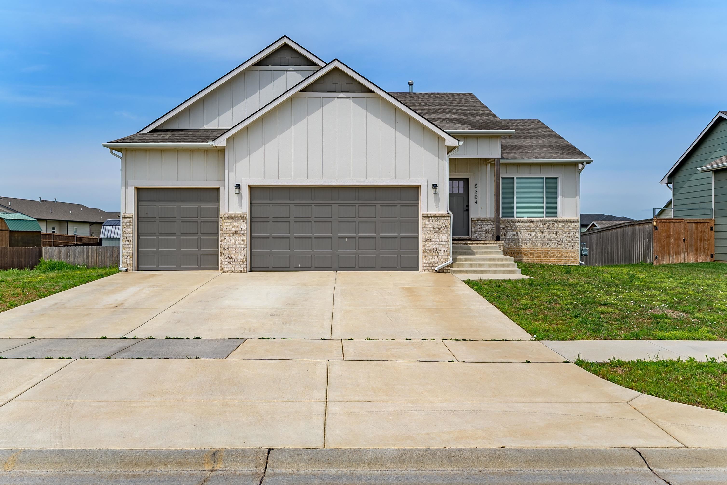 5304 W 46th Street S Wichita KS 67215-5201