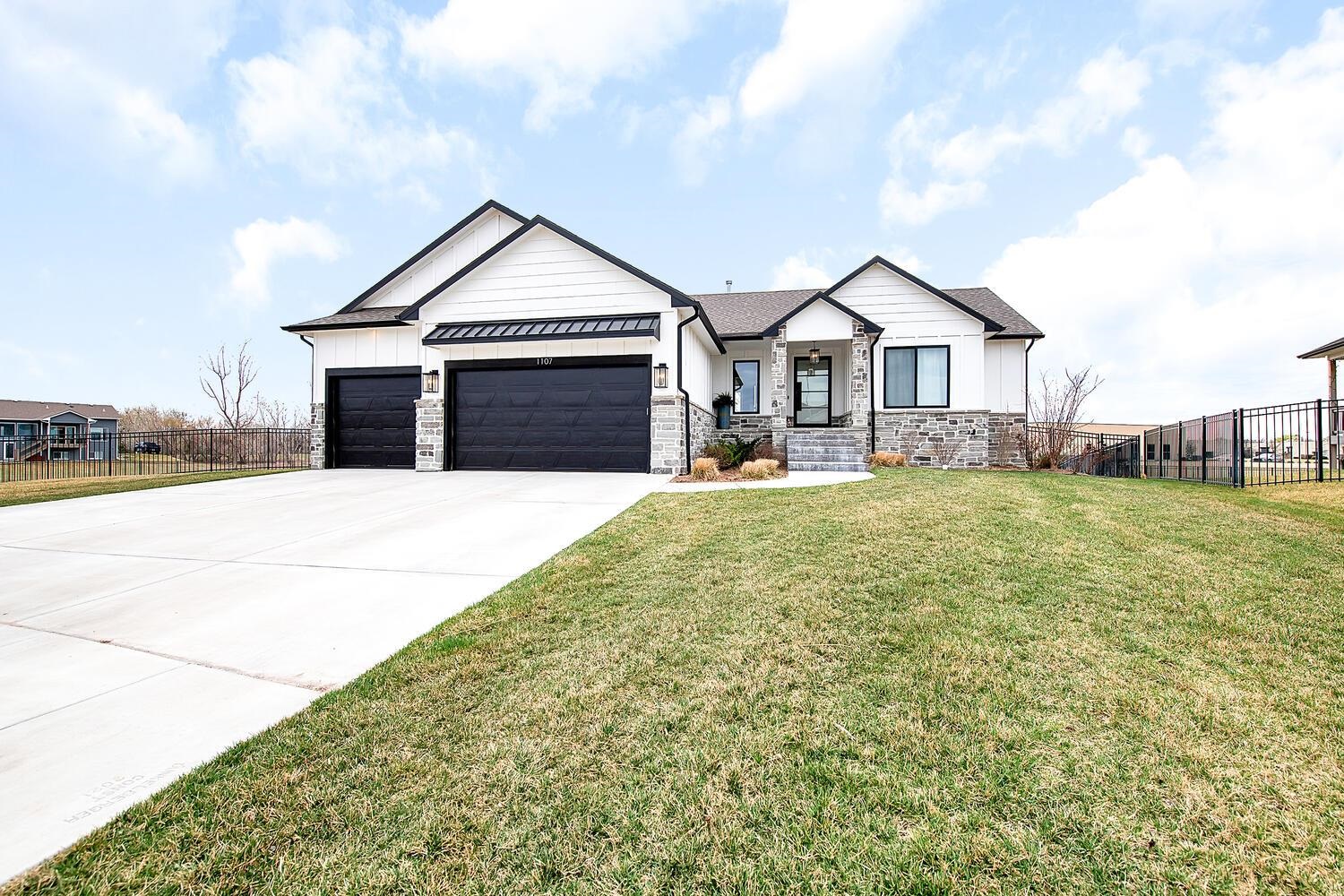 1107 W Lakeway Court Andover KS 67002