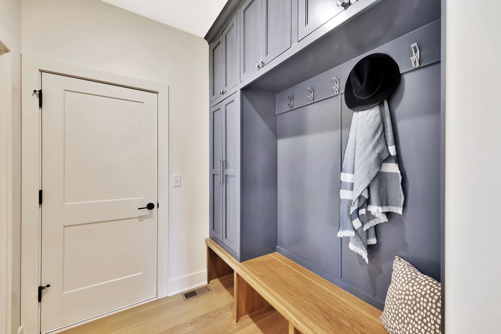 1206 W Lakeway Court Andover KS 67002