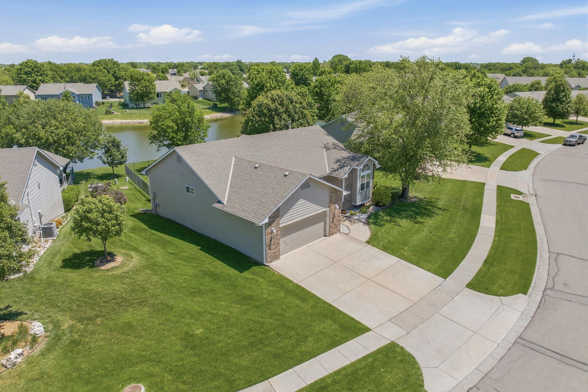 2326 N Covington Street Wichita KS 67205