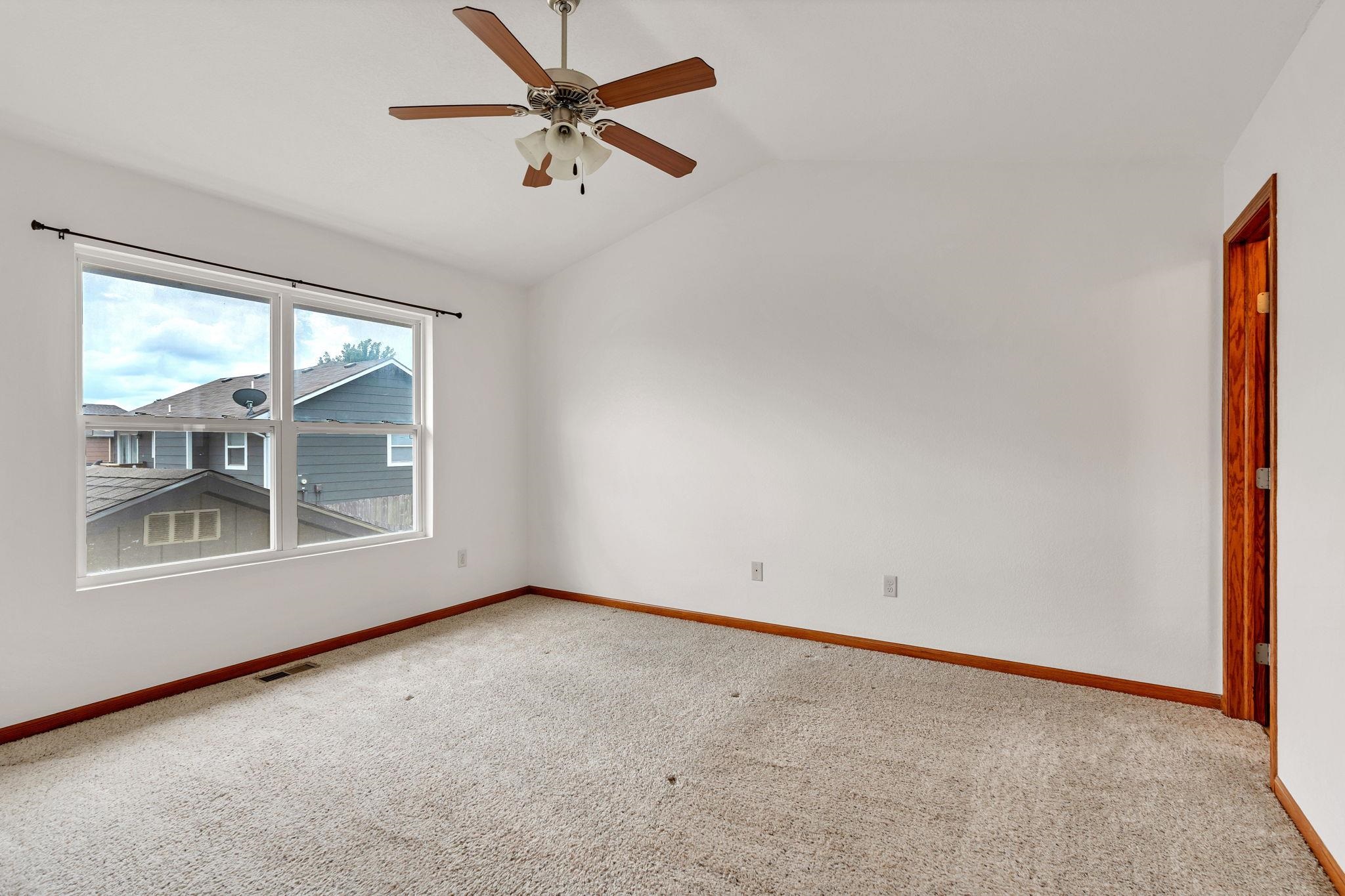 1033 E Bedell Court Augusta KS 67010